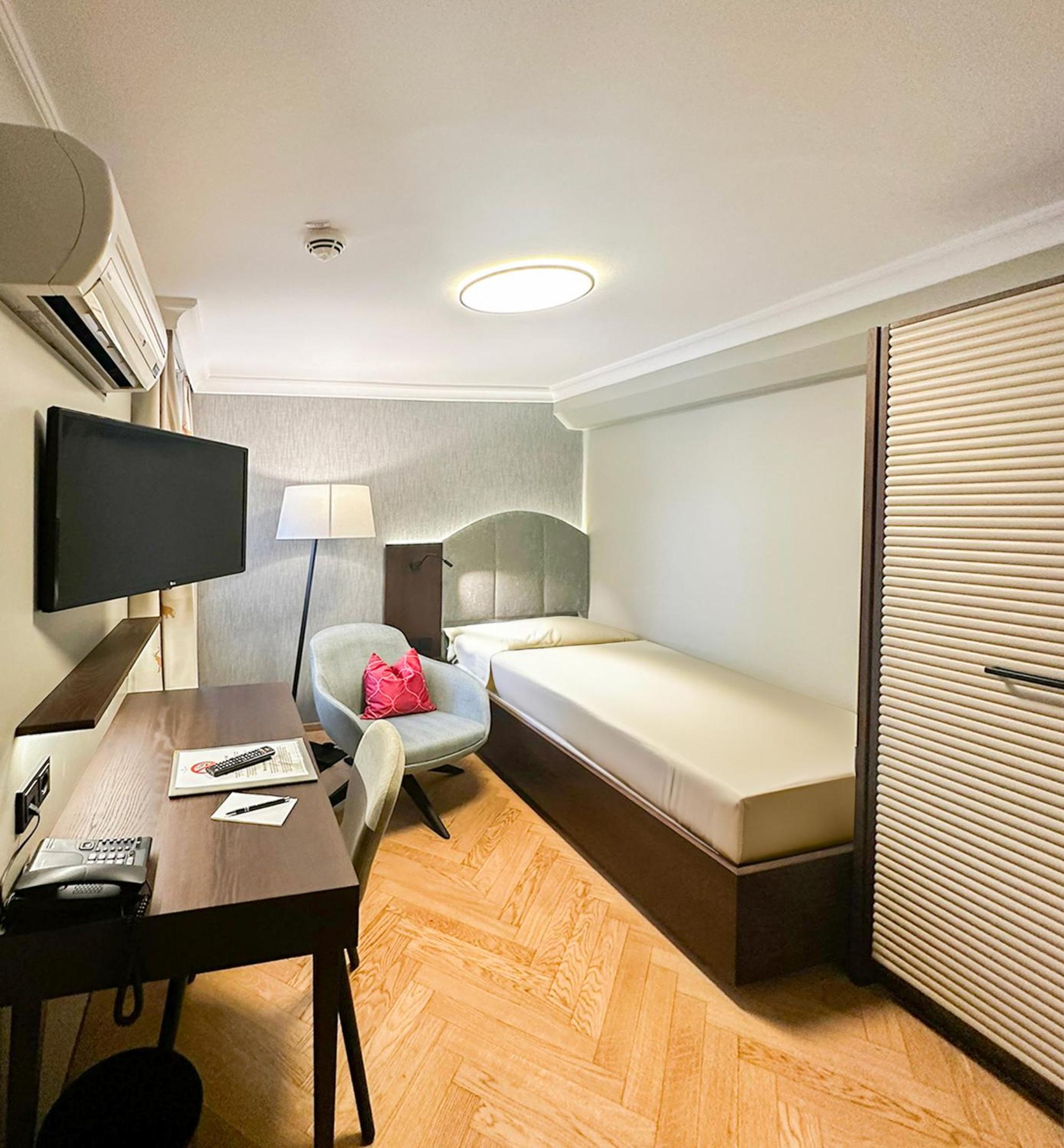 Single Room