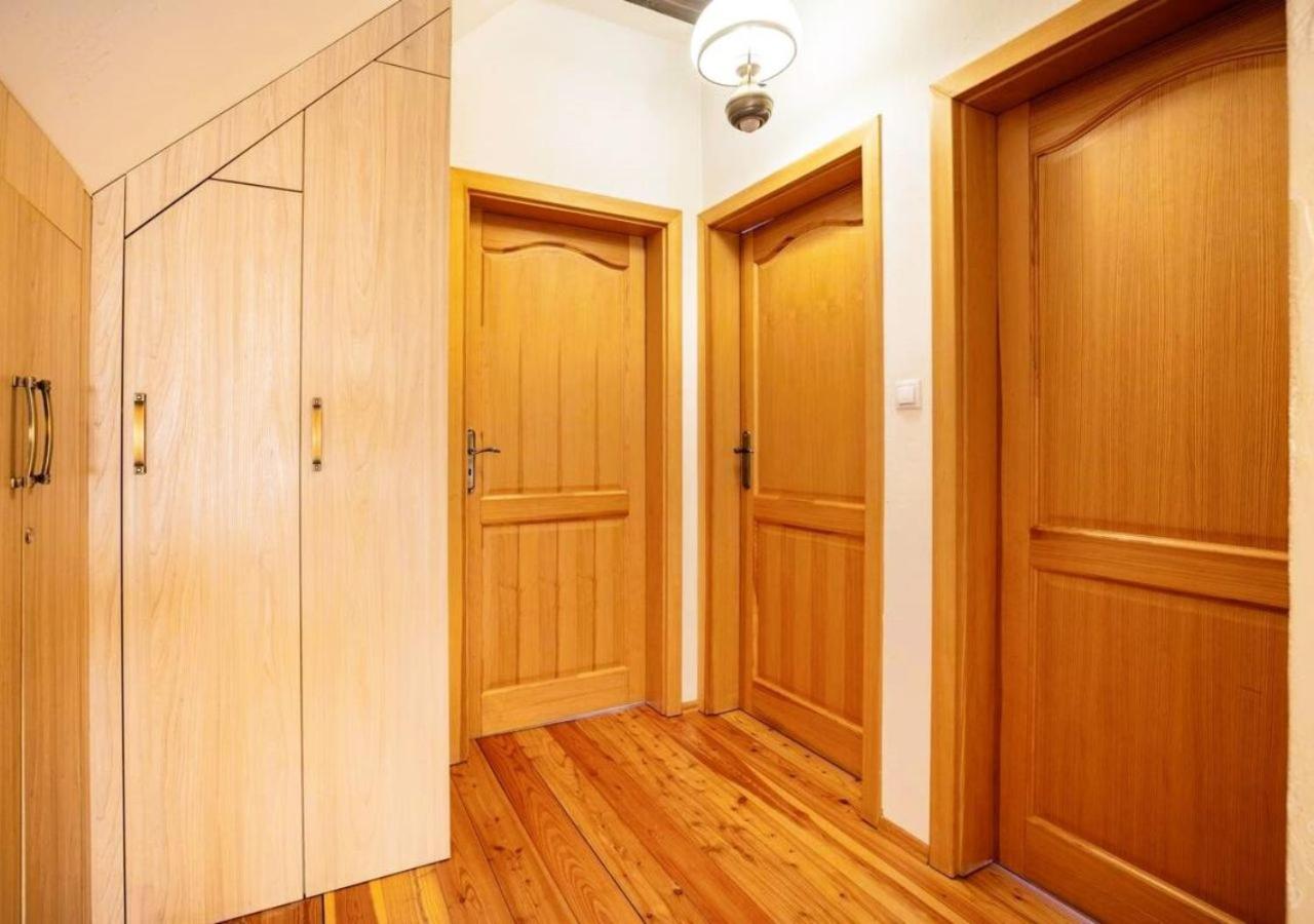 Three-Bedroom Chalet photo 1