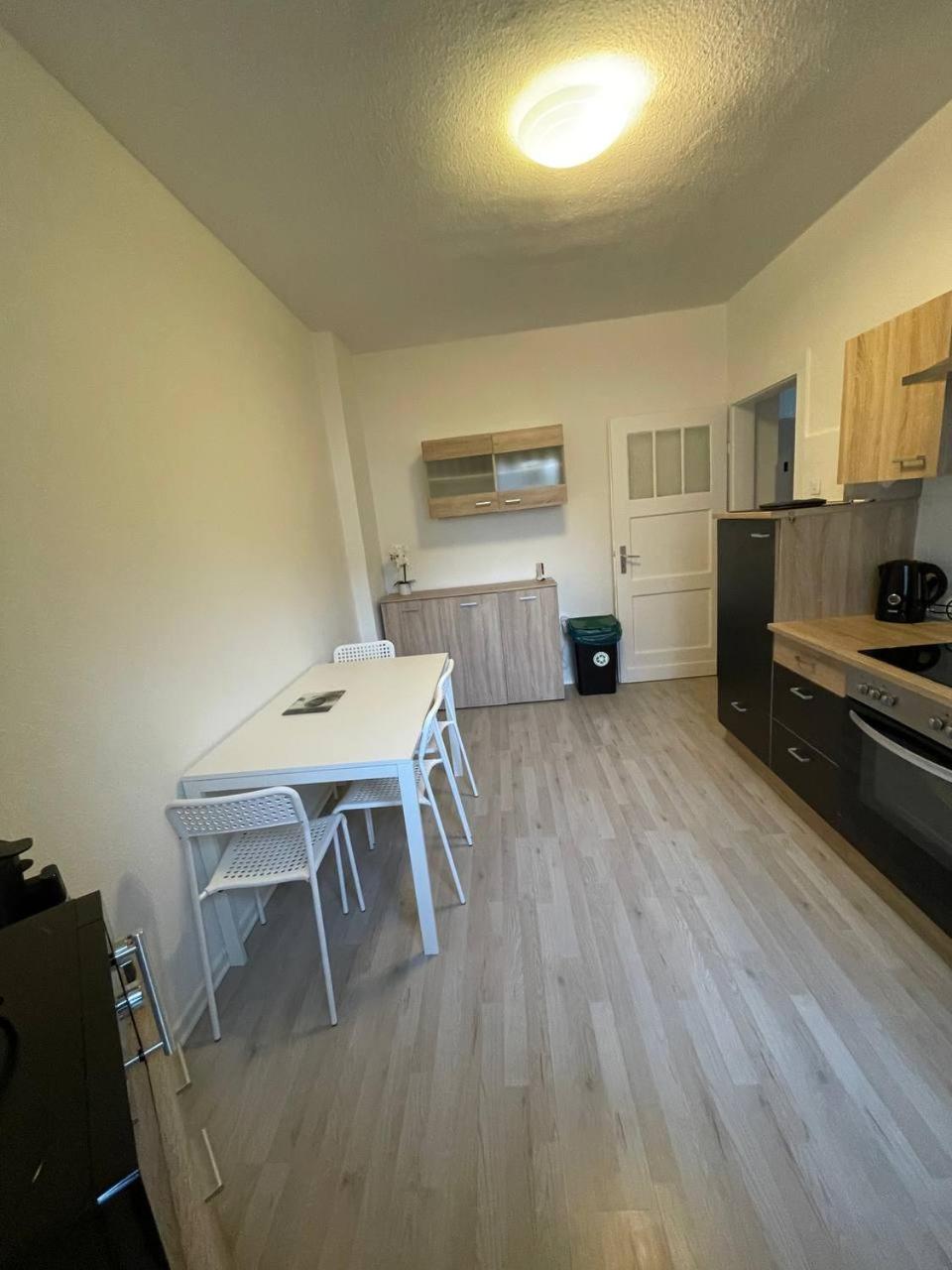 Apartment - Split Level photo 2