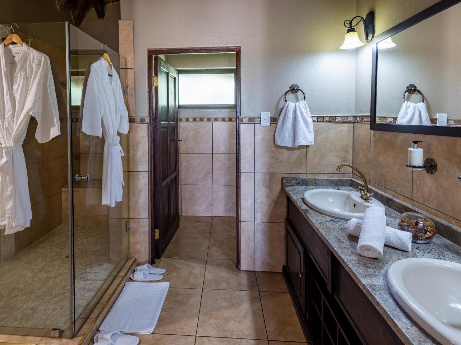 Deluxe Suite photo 2