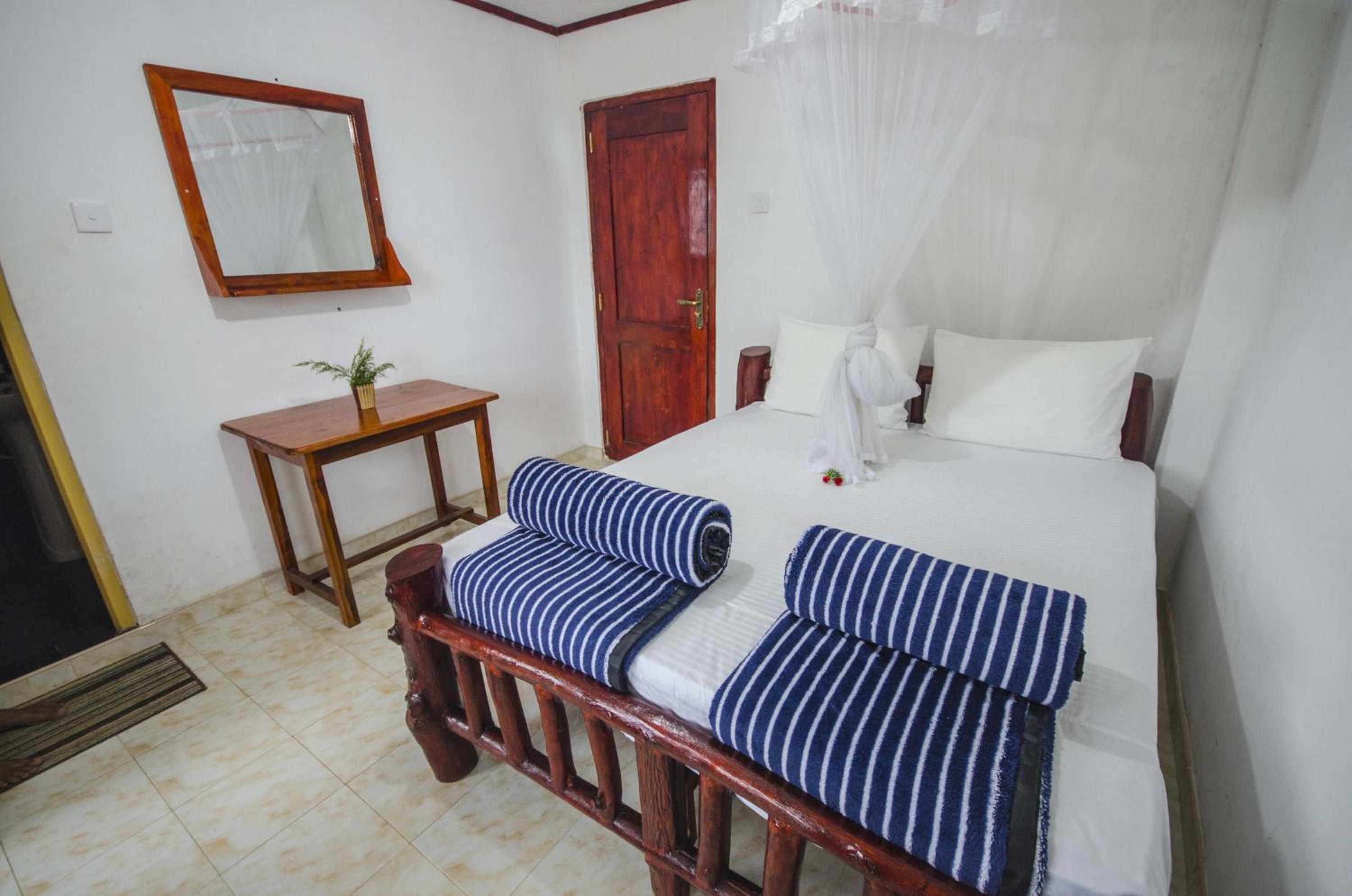 Deluxe Double Room with Mountain View