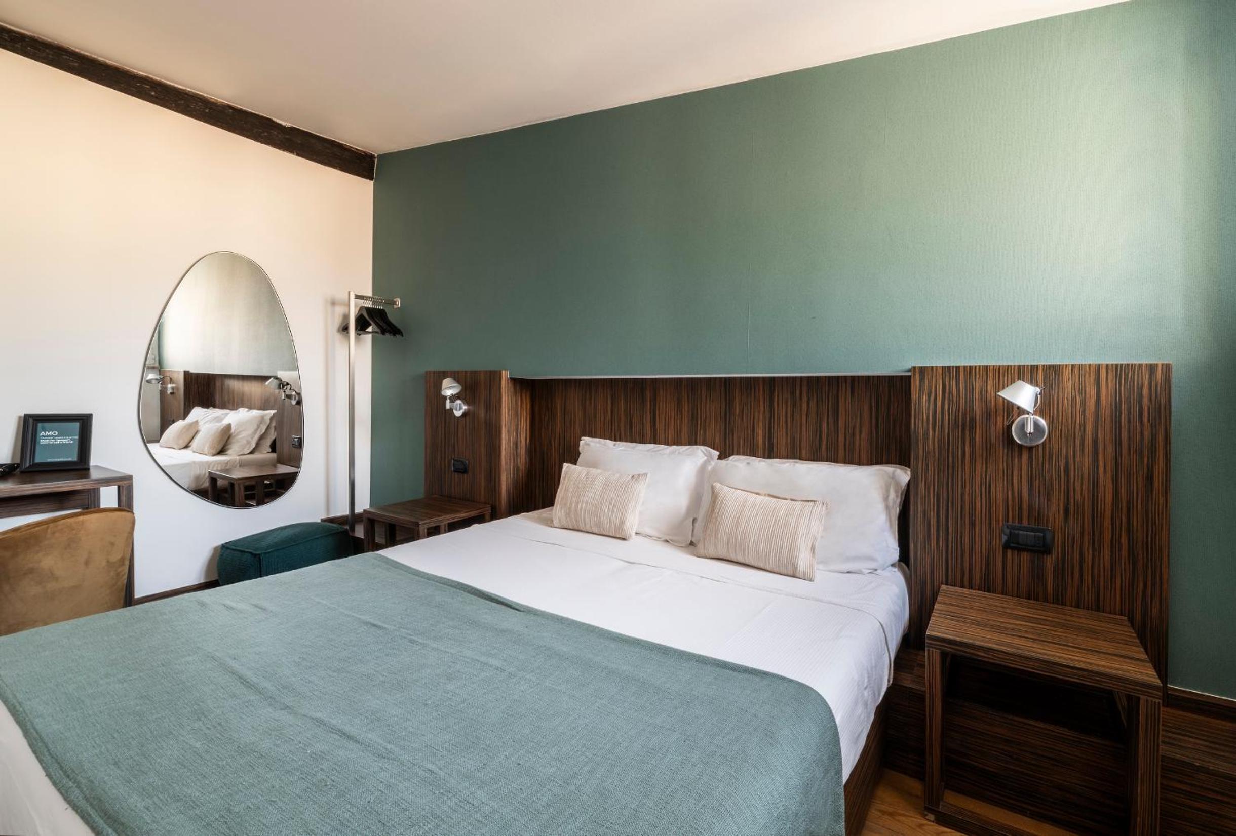 Double Room with External Private Bathroom