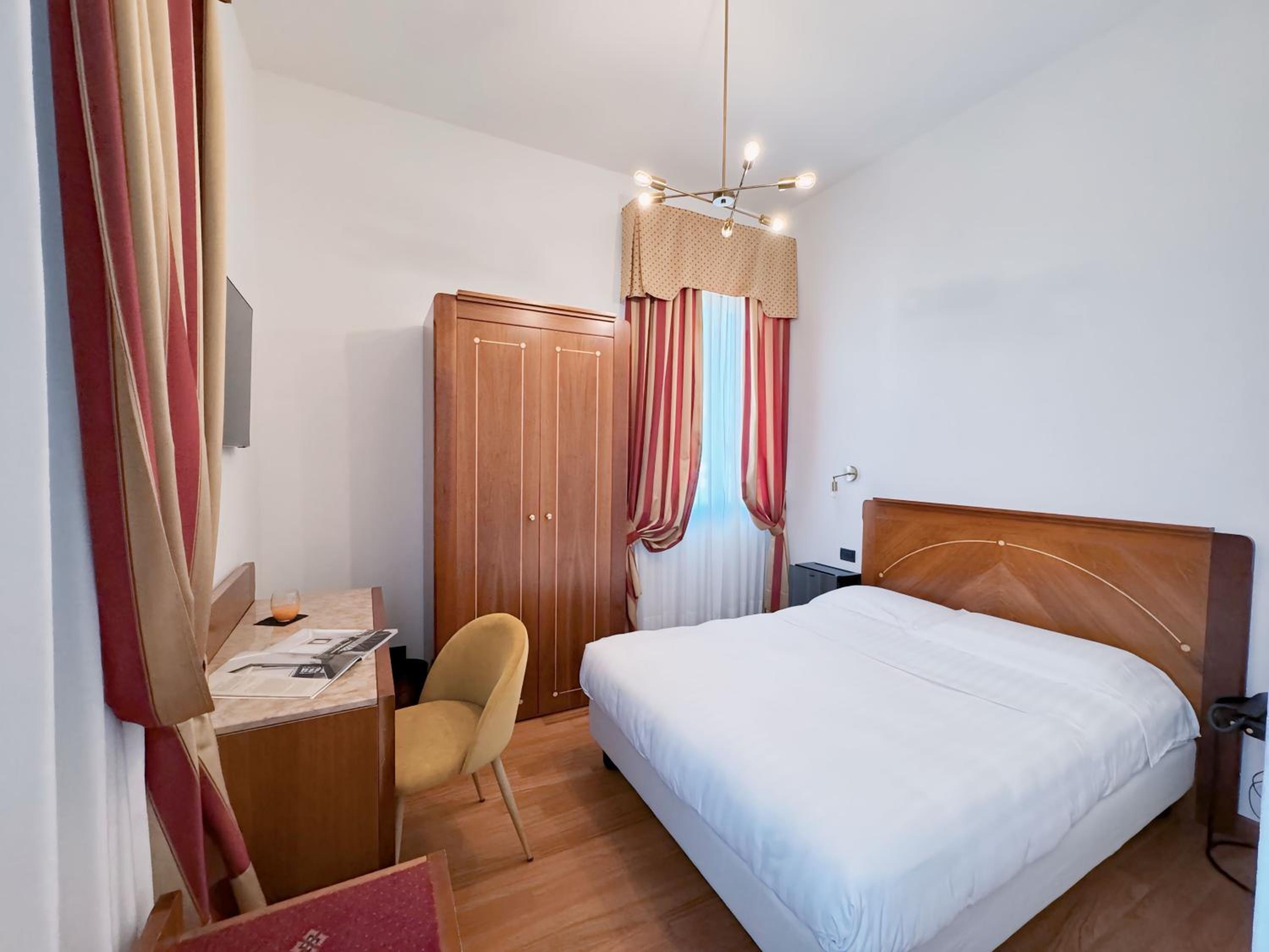 French Bed Room