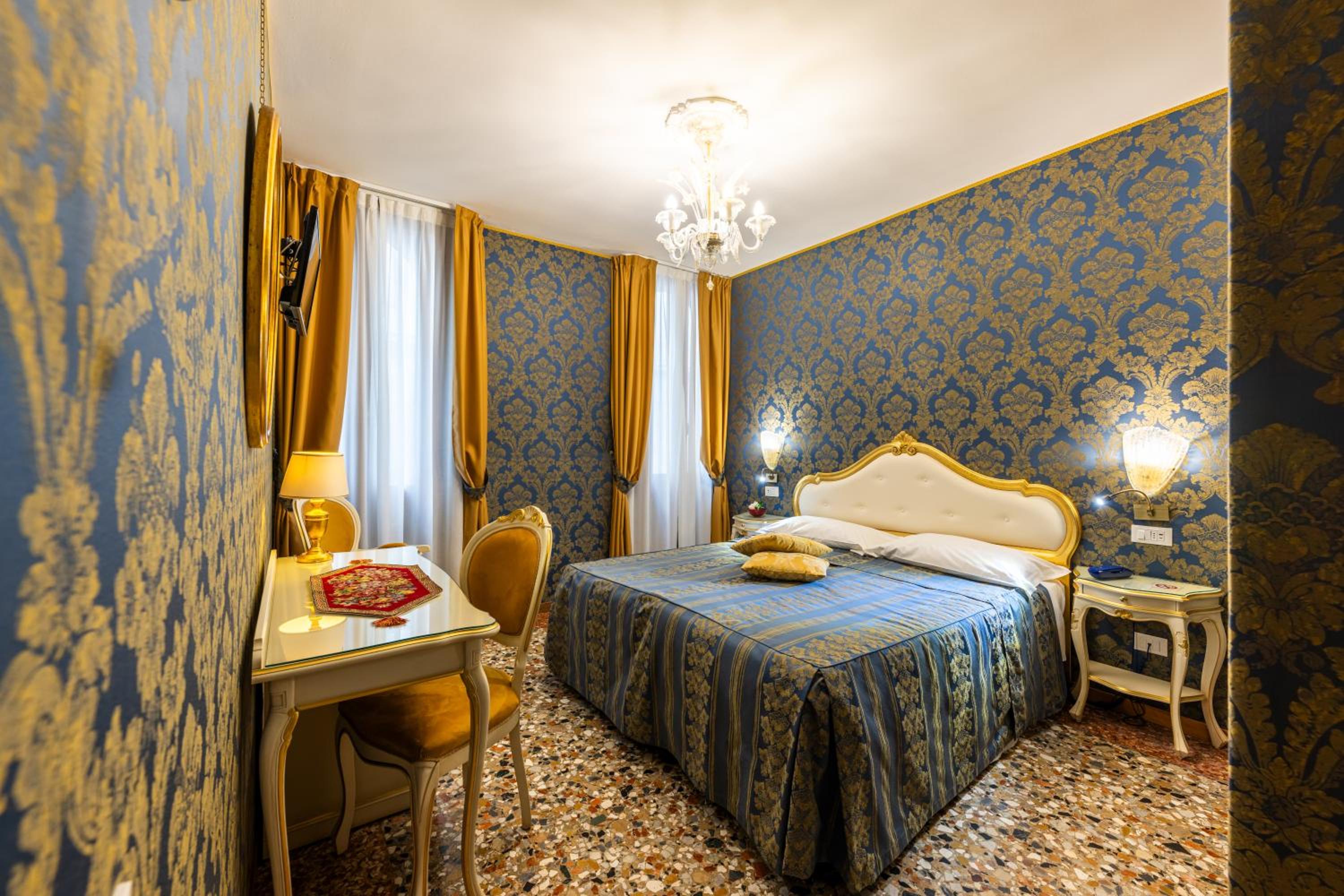 Superior Double Room photo 1