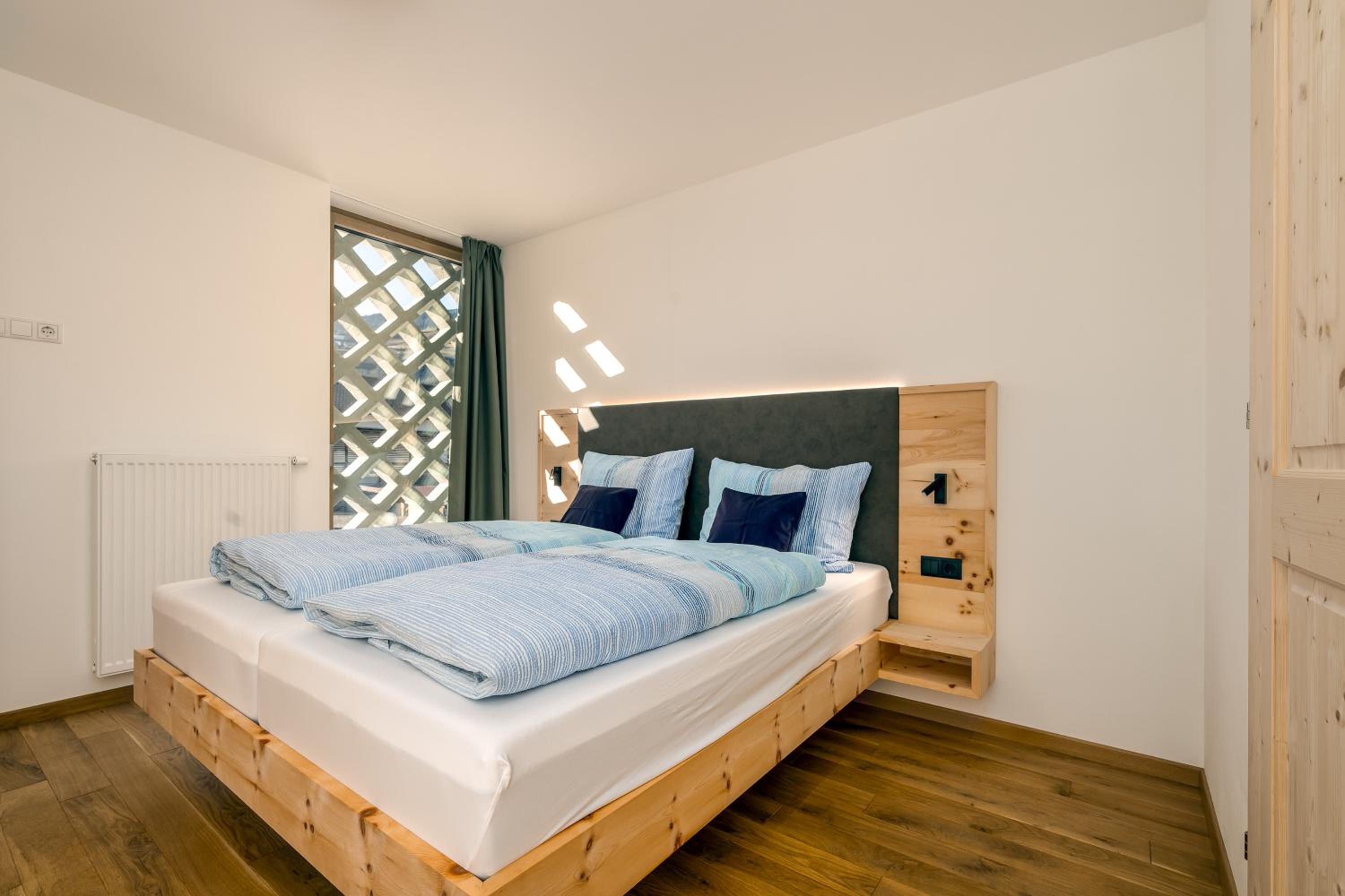 Two-Bedroom Deluxe Apartment with Garden View photo 1