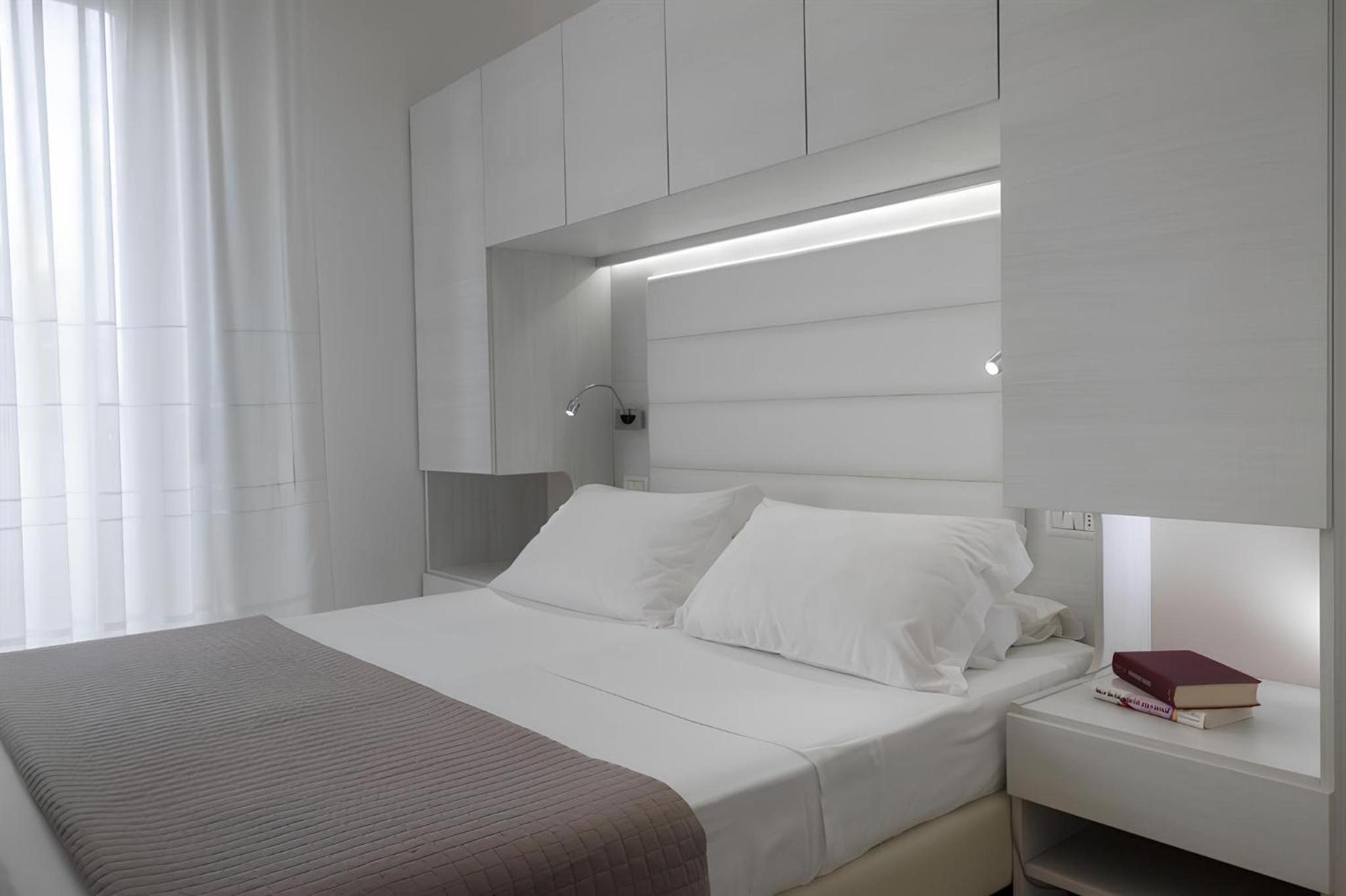 Double Room - Photo 4