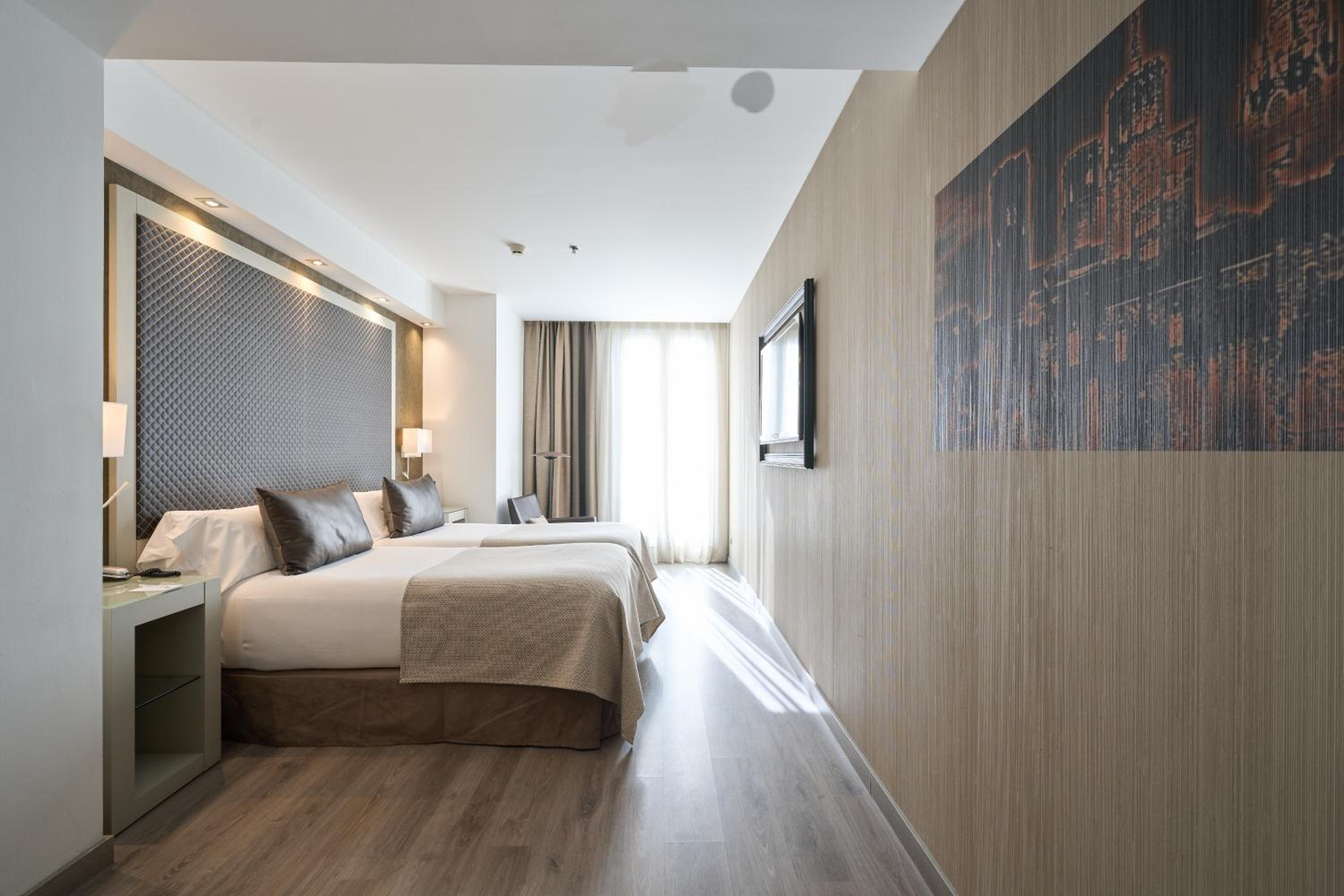 Double or Twin Room photo 2