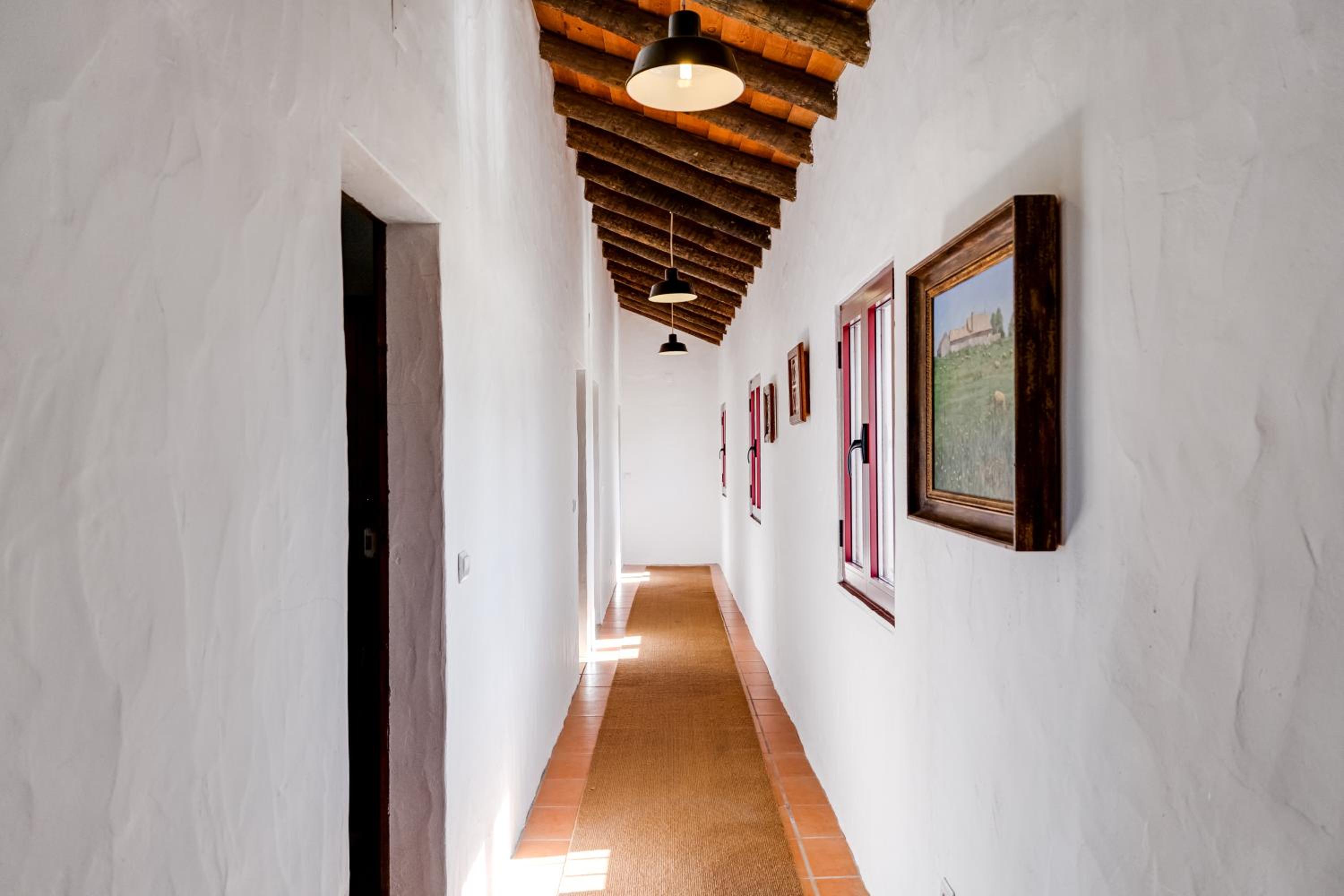 Villa photo 3