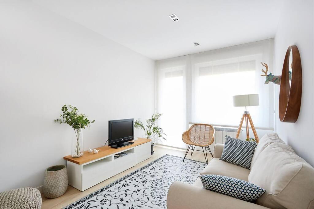 Two-Bedroom Apartment photo 2