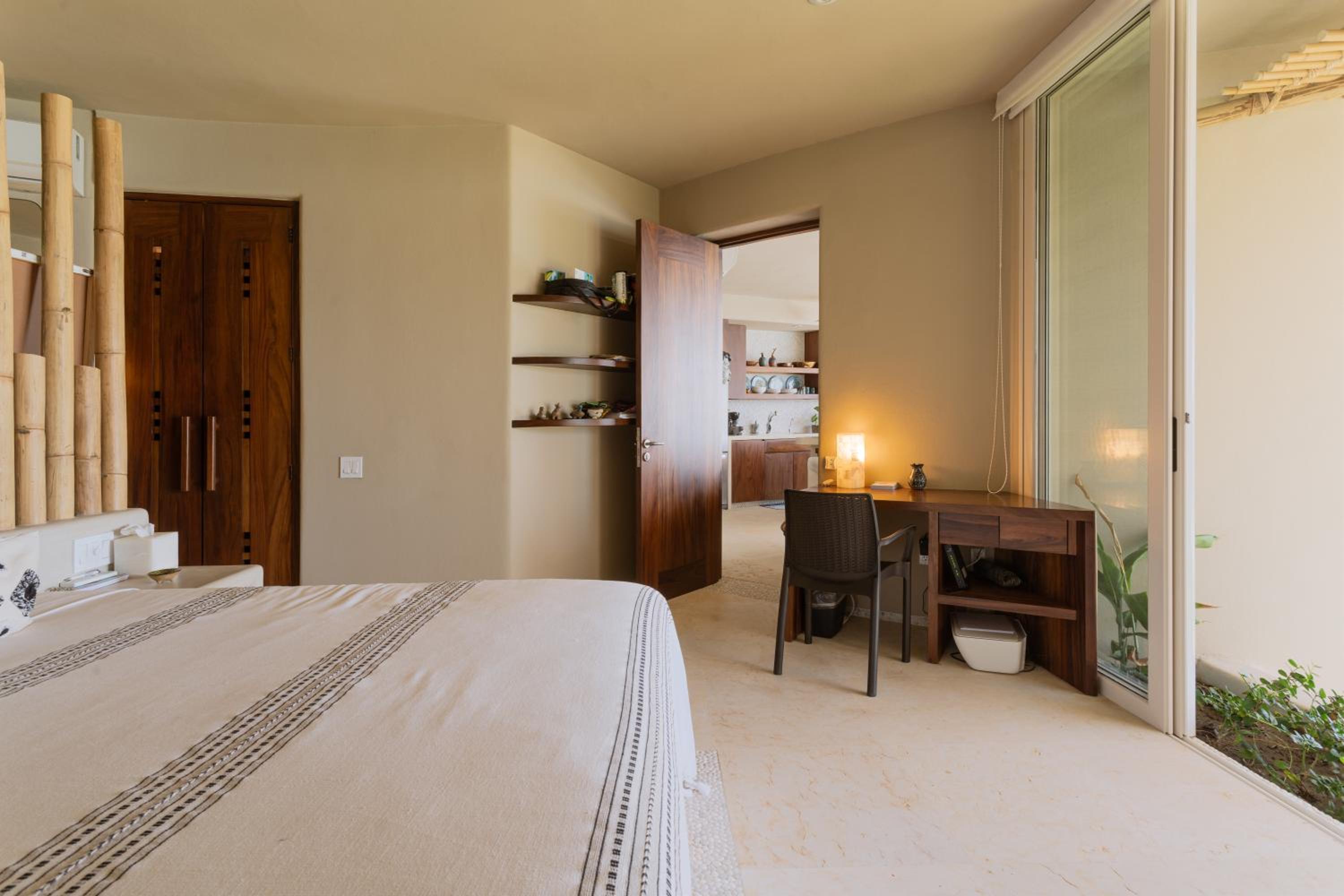 Villa photo 1