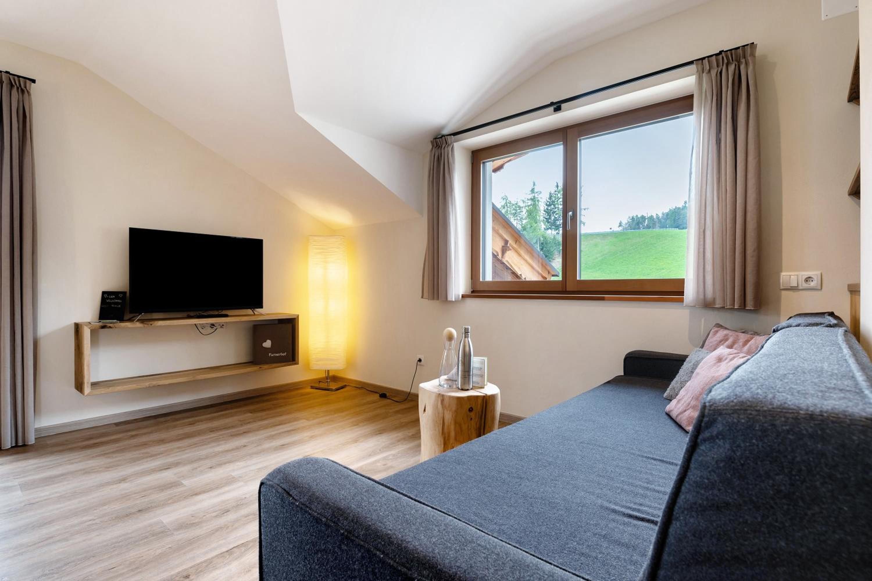 Two-Bedroom Deluxe Apartment with Garden View