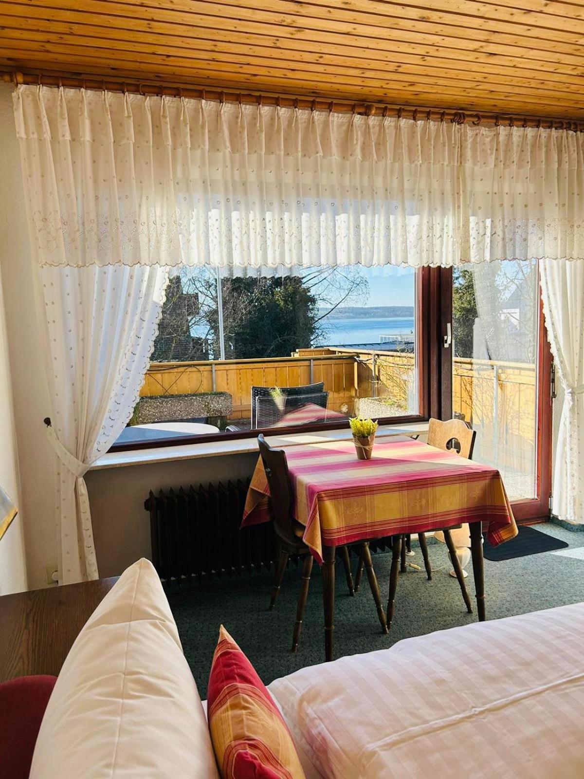 Double Room with Lake View and Balcony