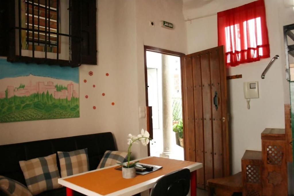 Studio Apartment Legacy - Photo 2