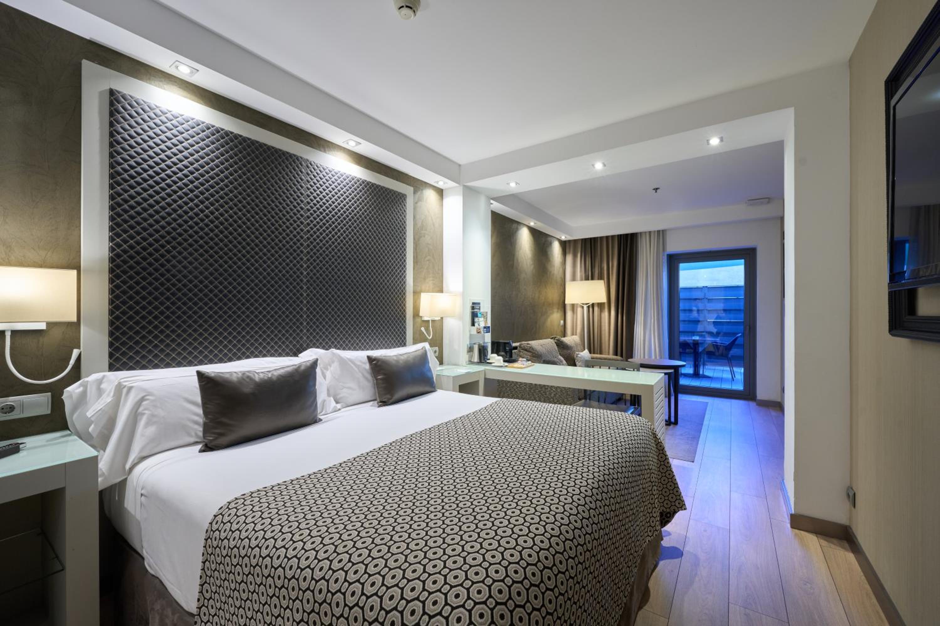 Junior Suite with Terrace photo 3