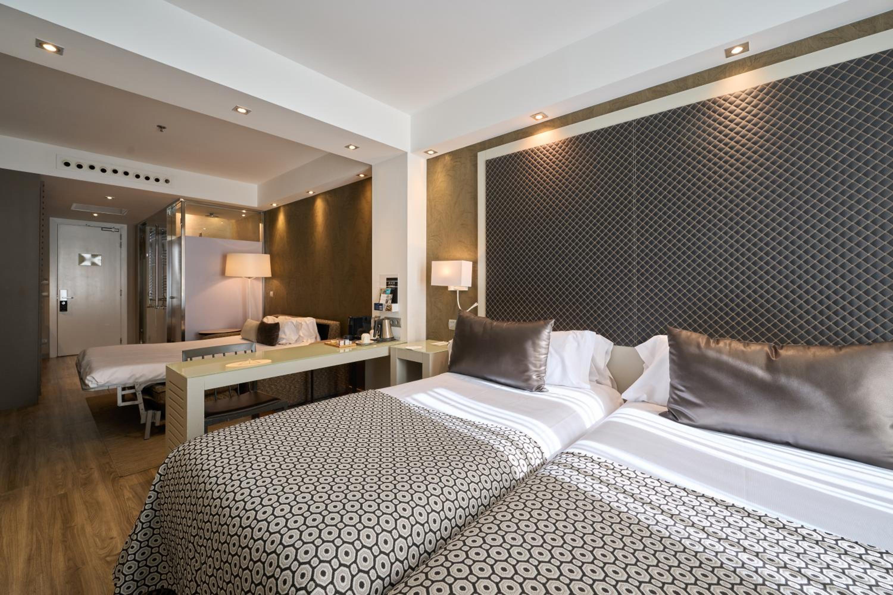 Triple Room photo 2