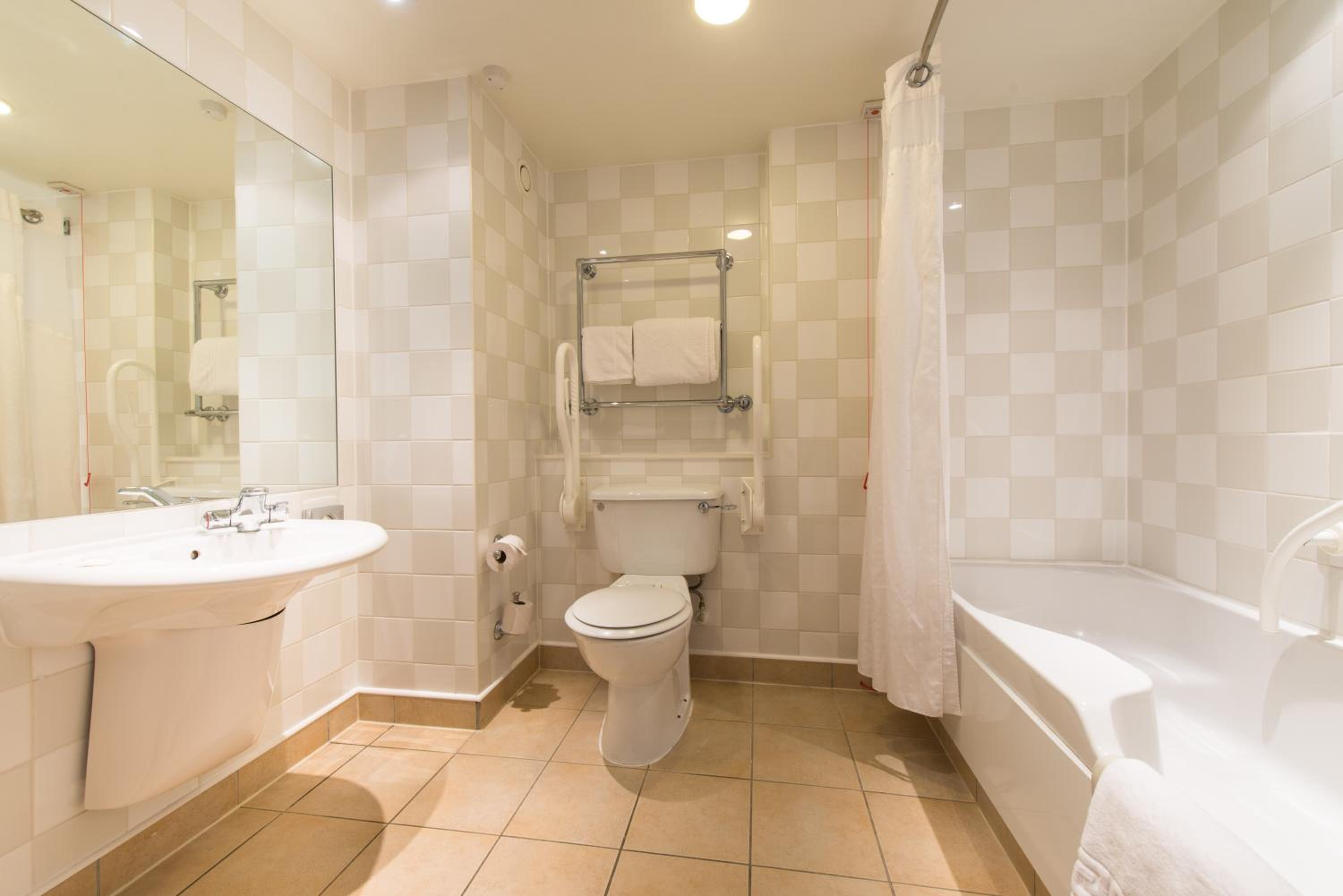 Standard Double Room - Disability Access