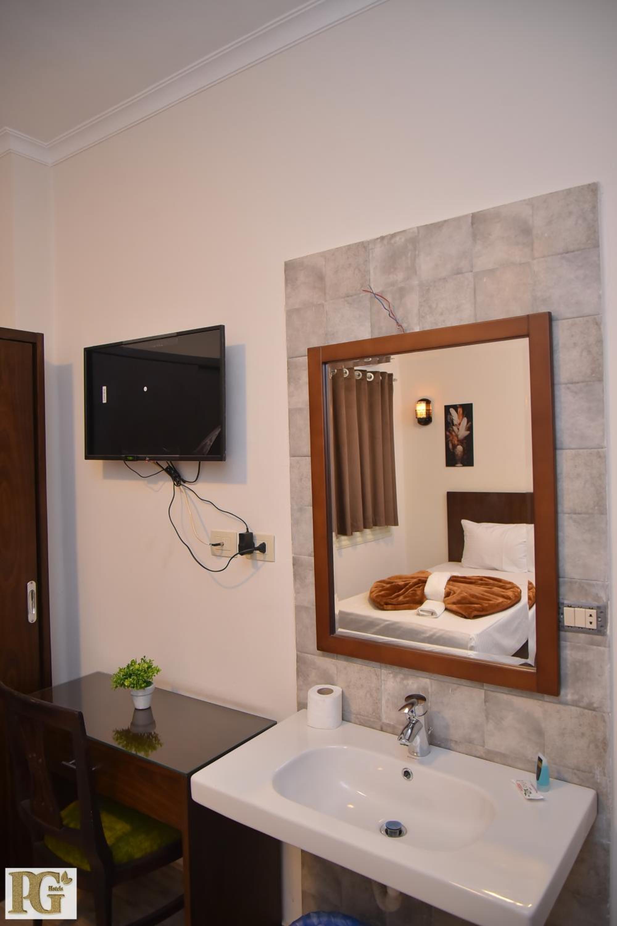 Camera Singola con Bagno in Comune