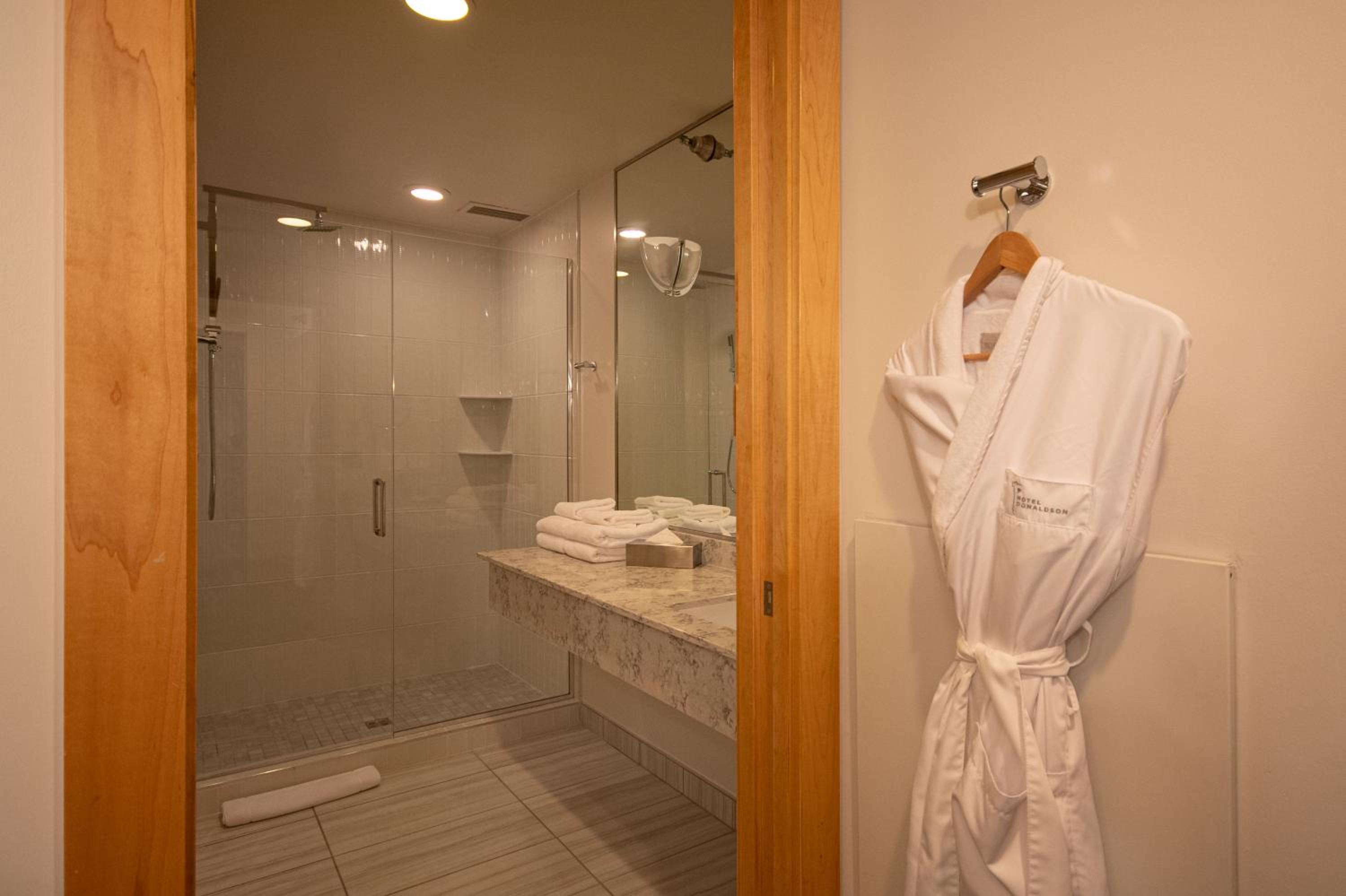 King Suite photo 3