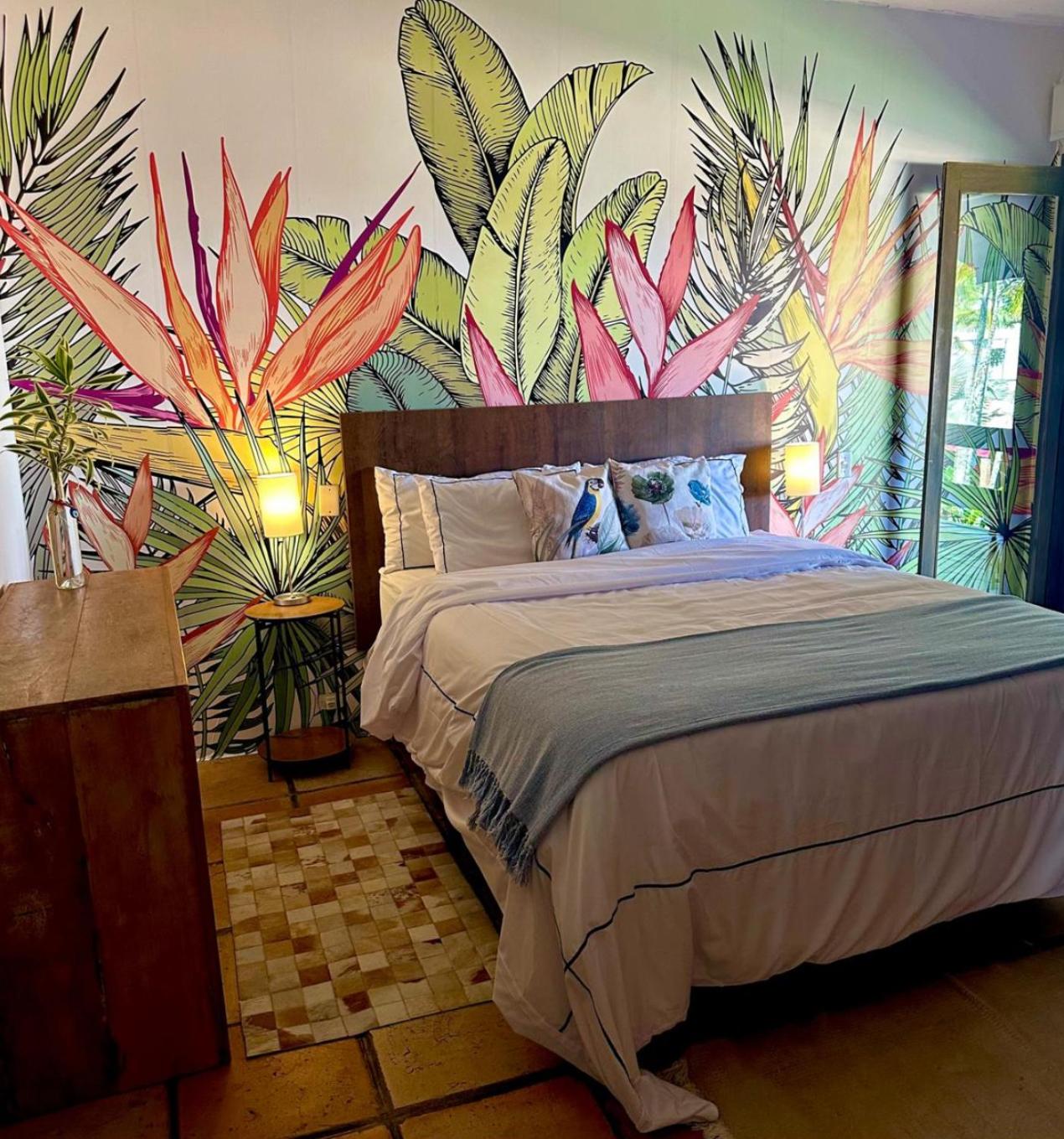 Deluxe Suite - Photo 2