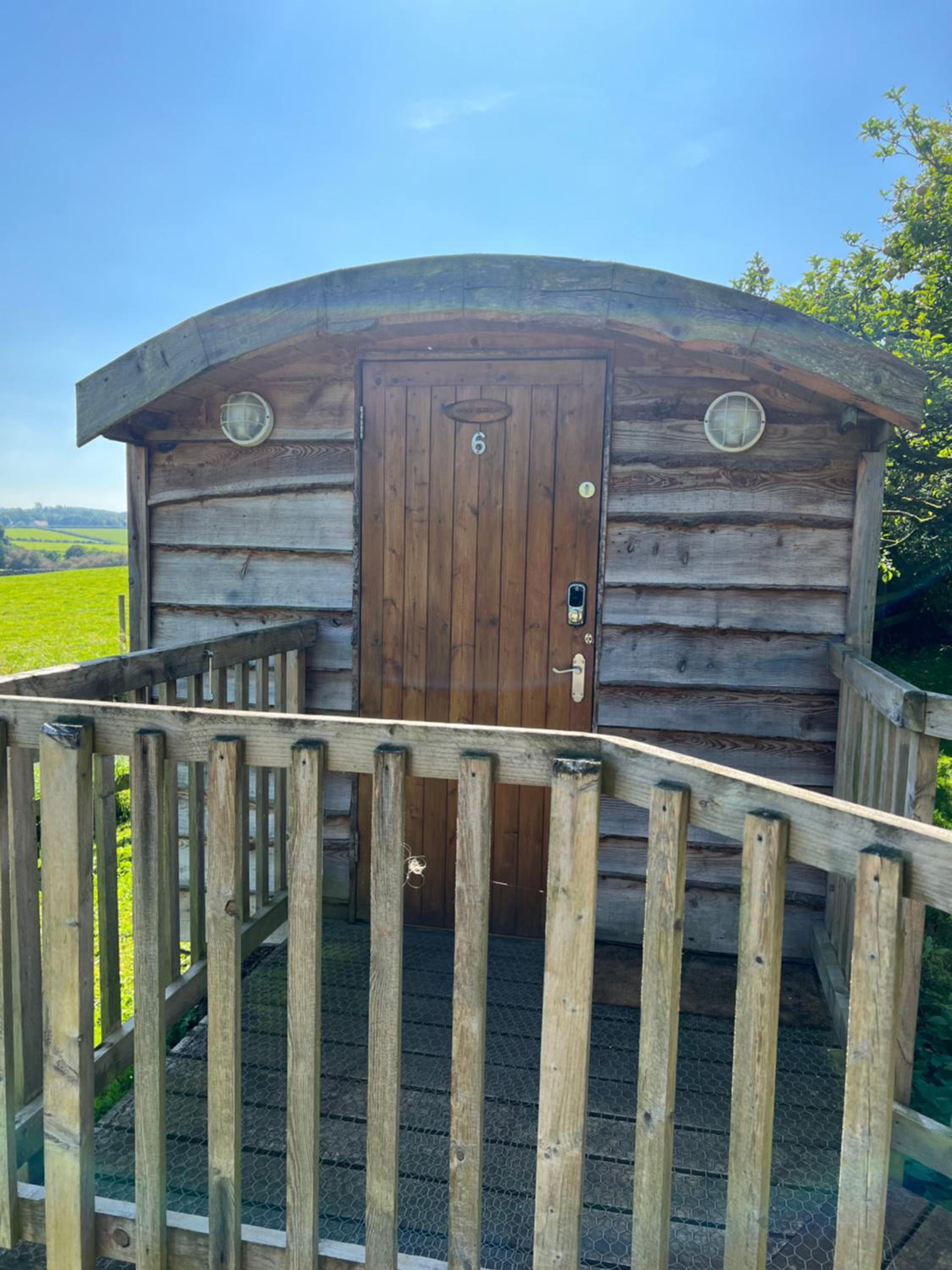 Annie Elizabeth Camping Pod photo 2