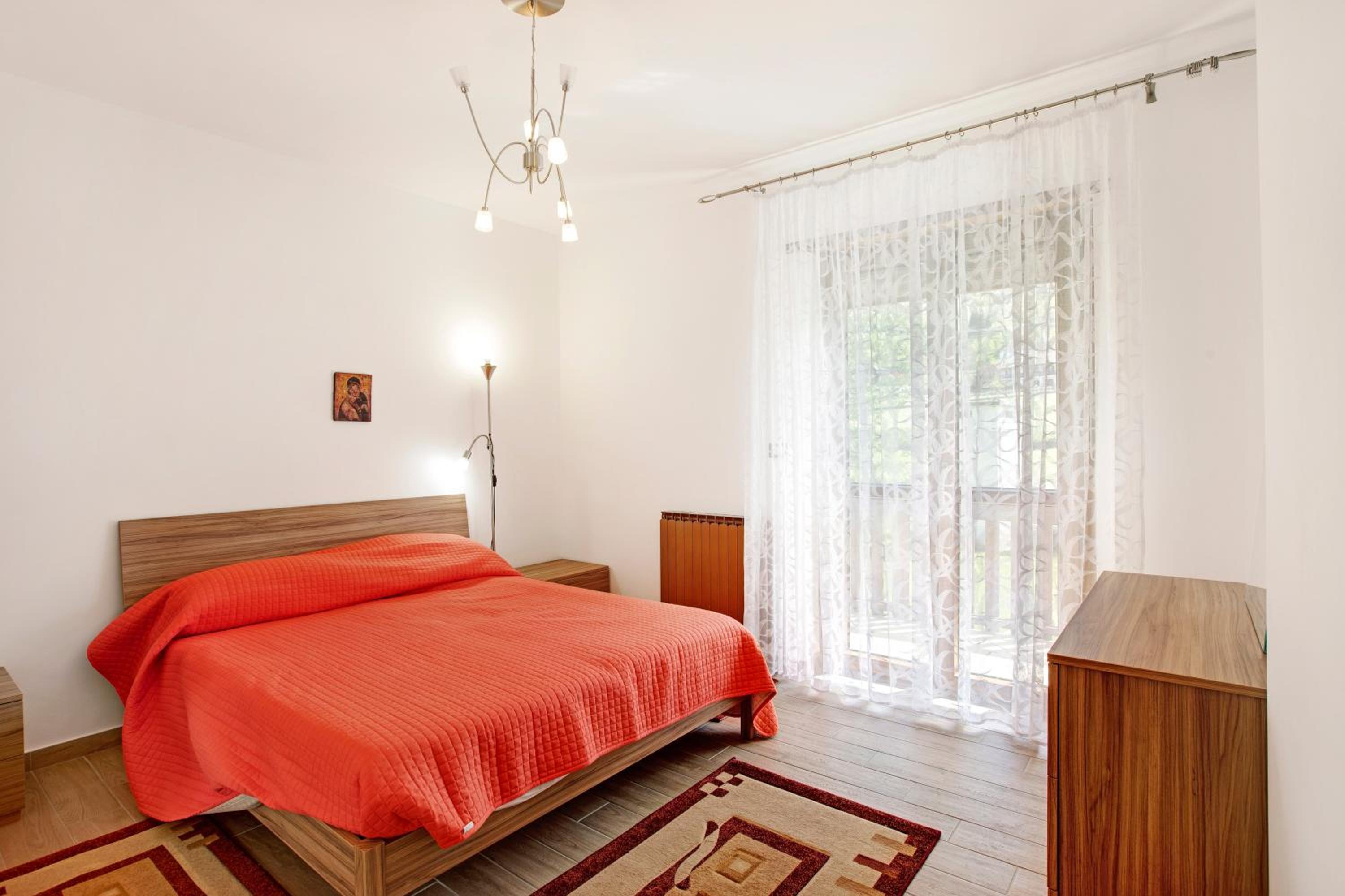 Two-Bedroom Deluxe Apartment with Garden View