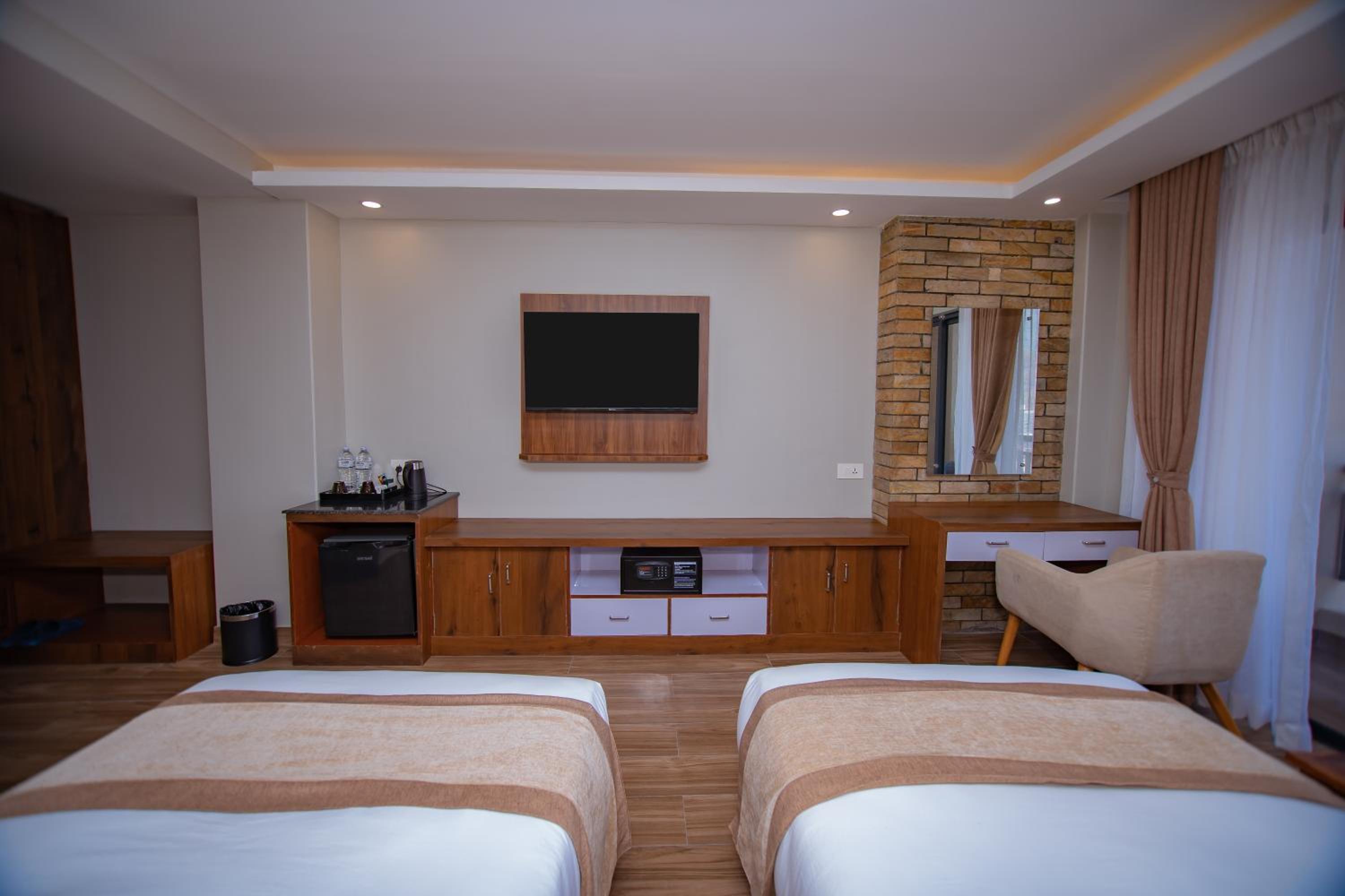 Deluxe Twin Room - Photo 1