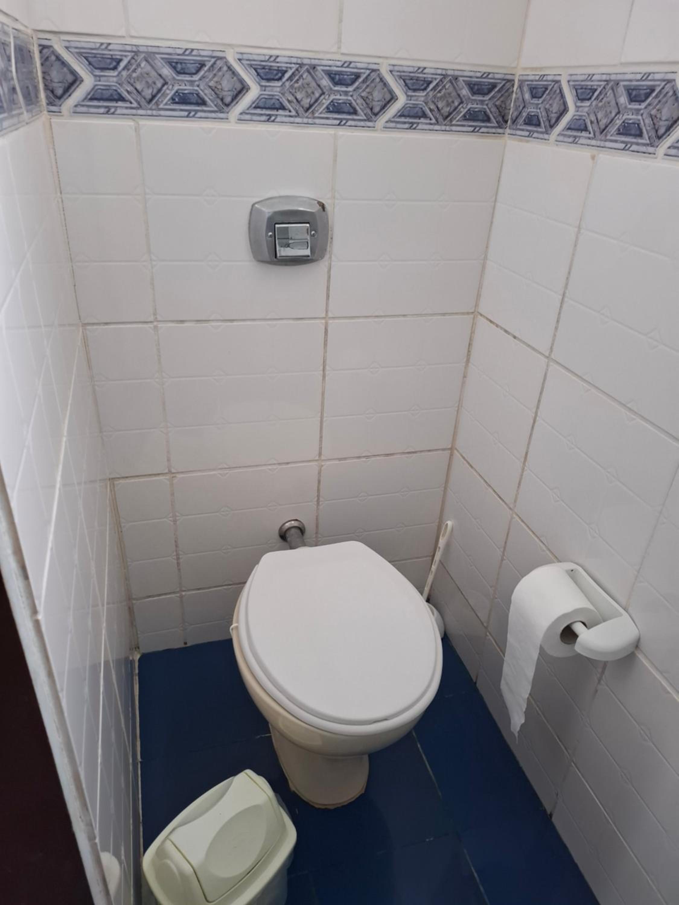 Small Double Room - Photo 16