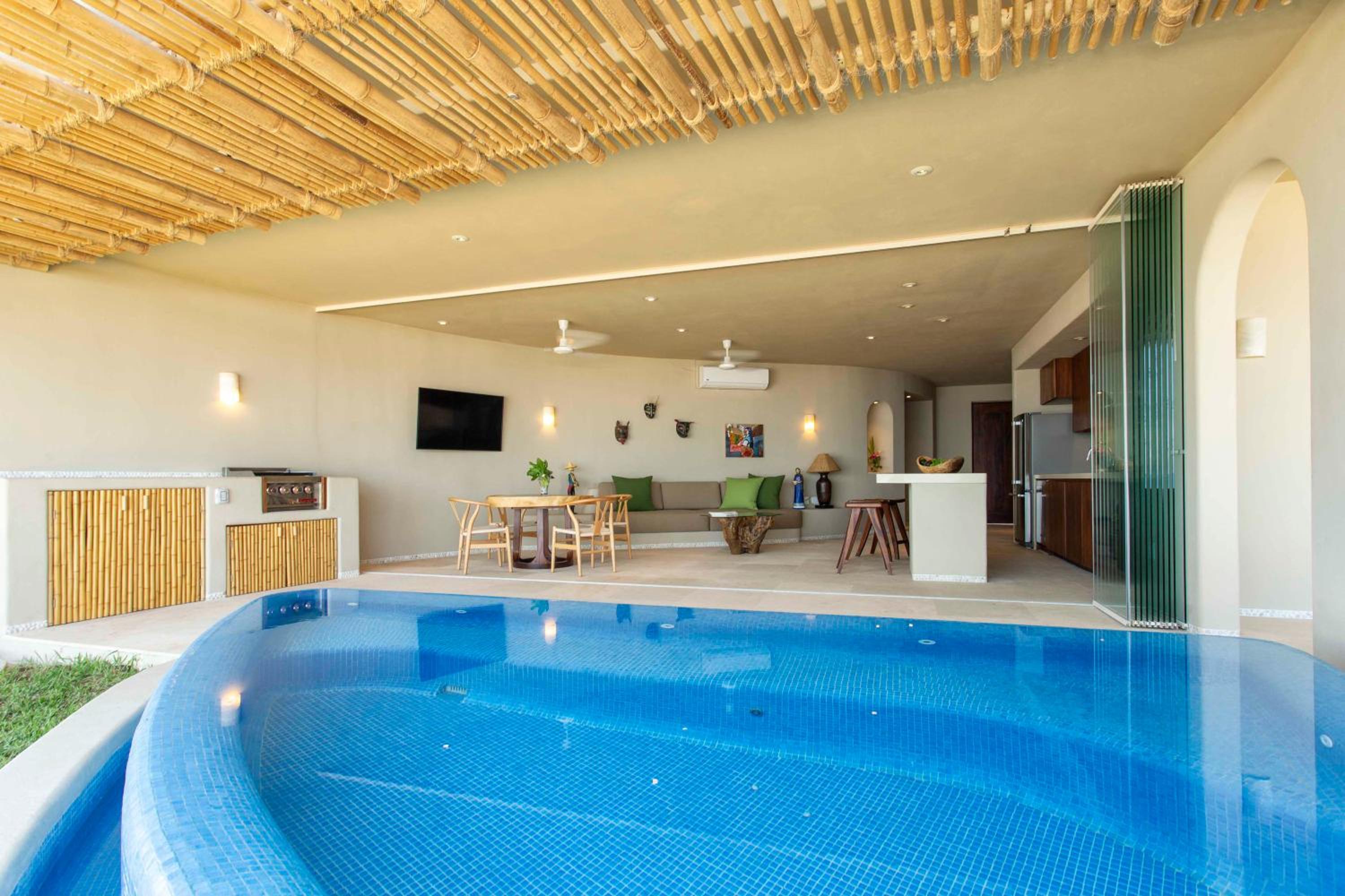 Villa photo 1