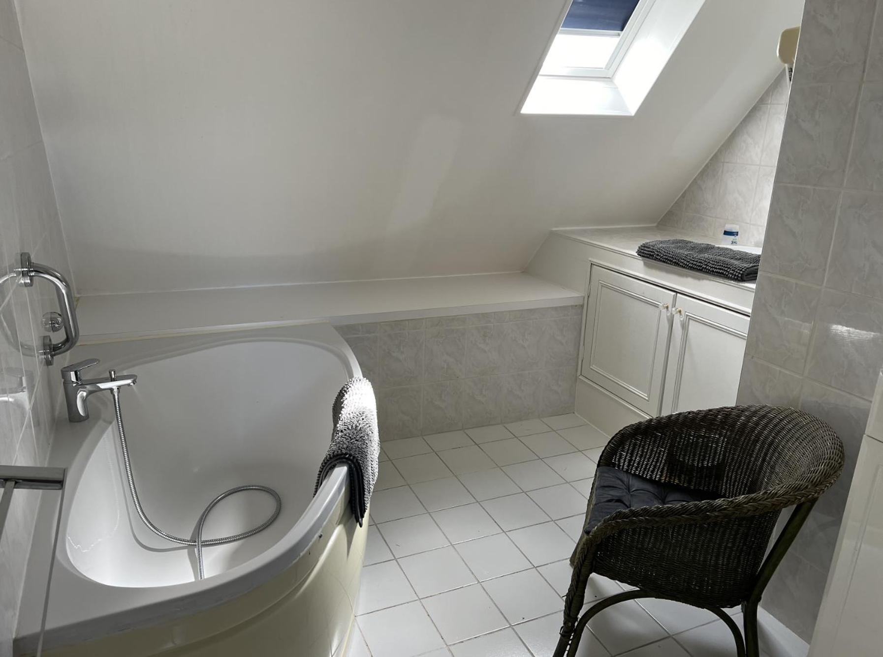Three-Bedroom House photo 2