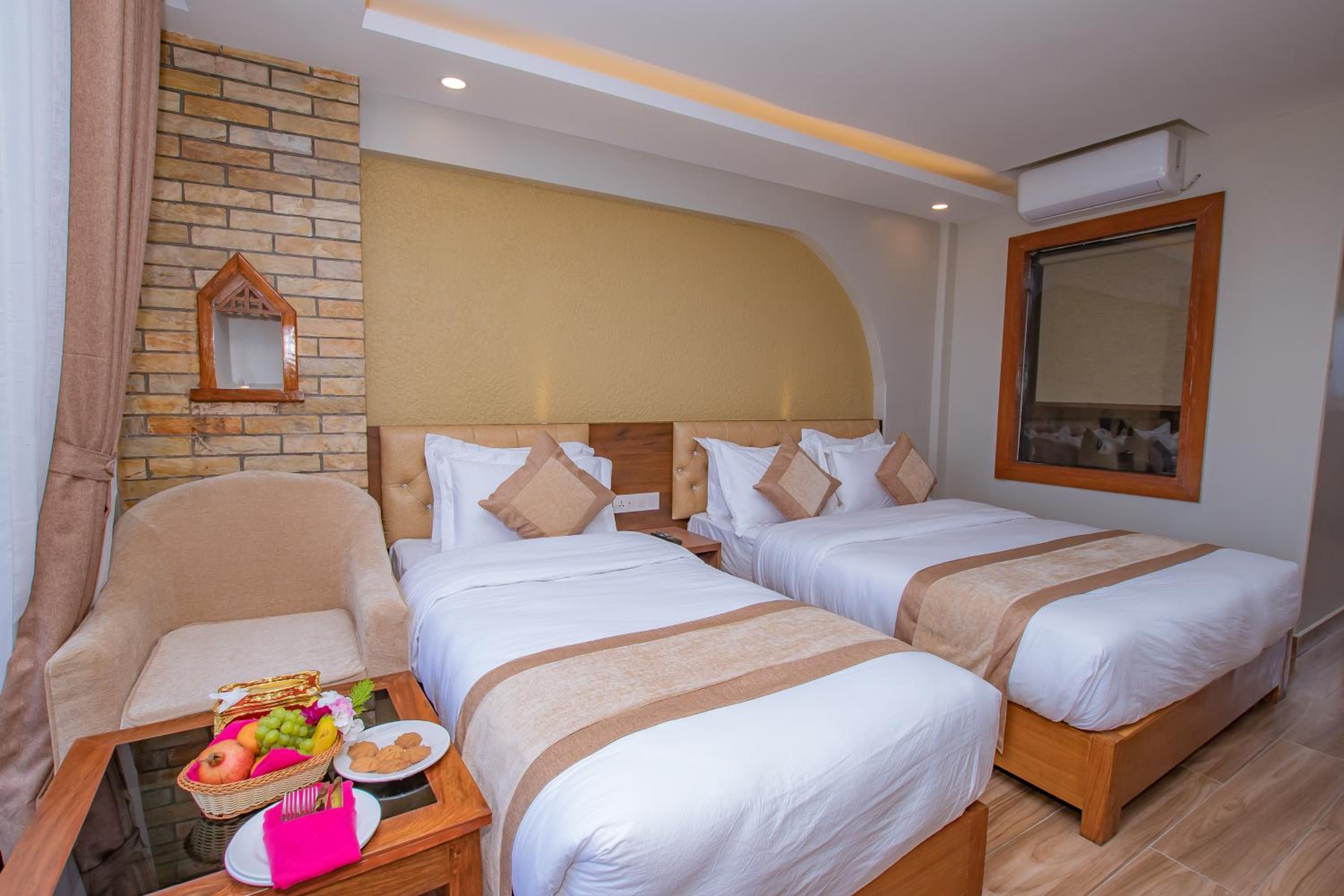 Deluxe Twin Room - Photo 2