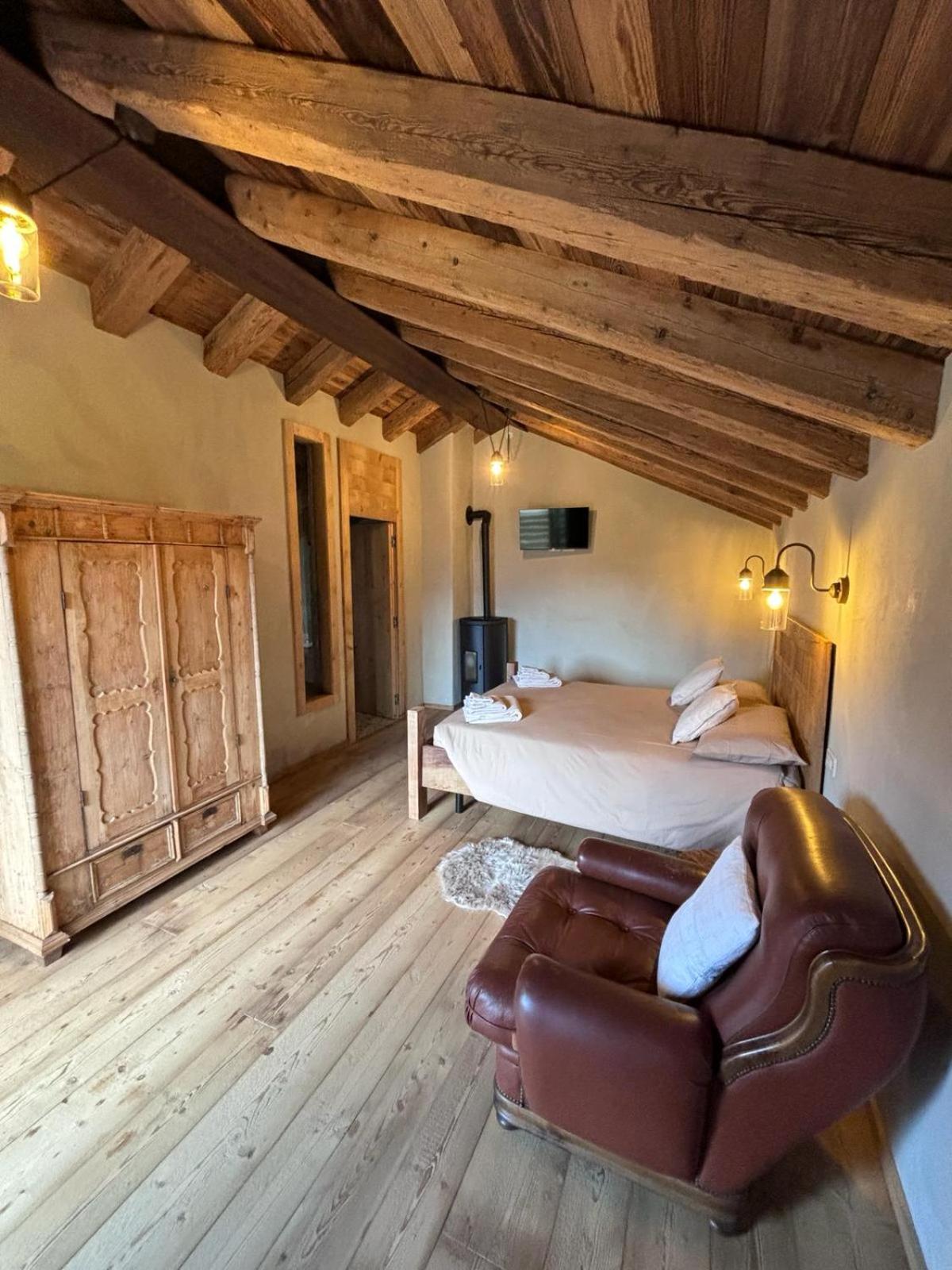 Double Room with Mountain View