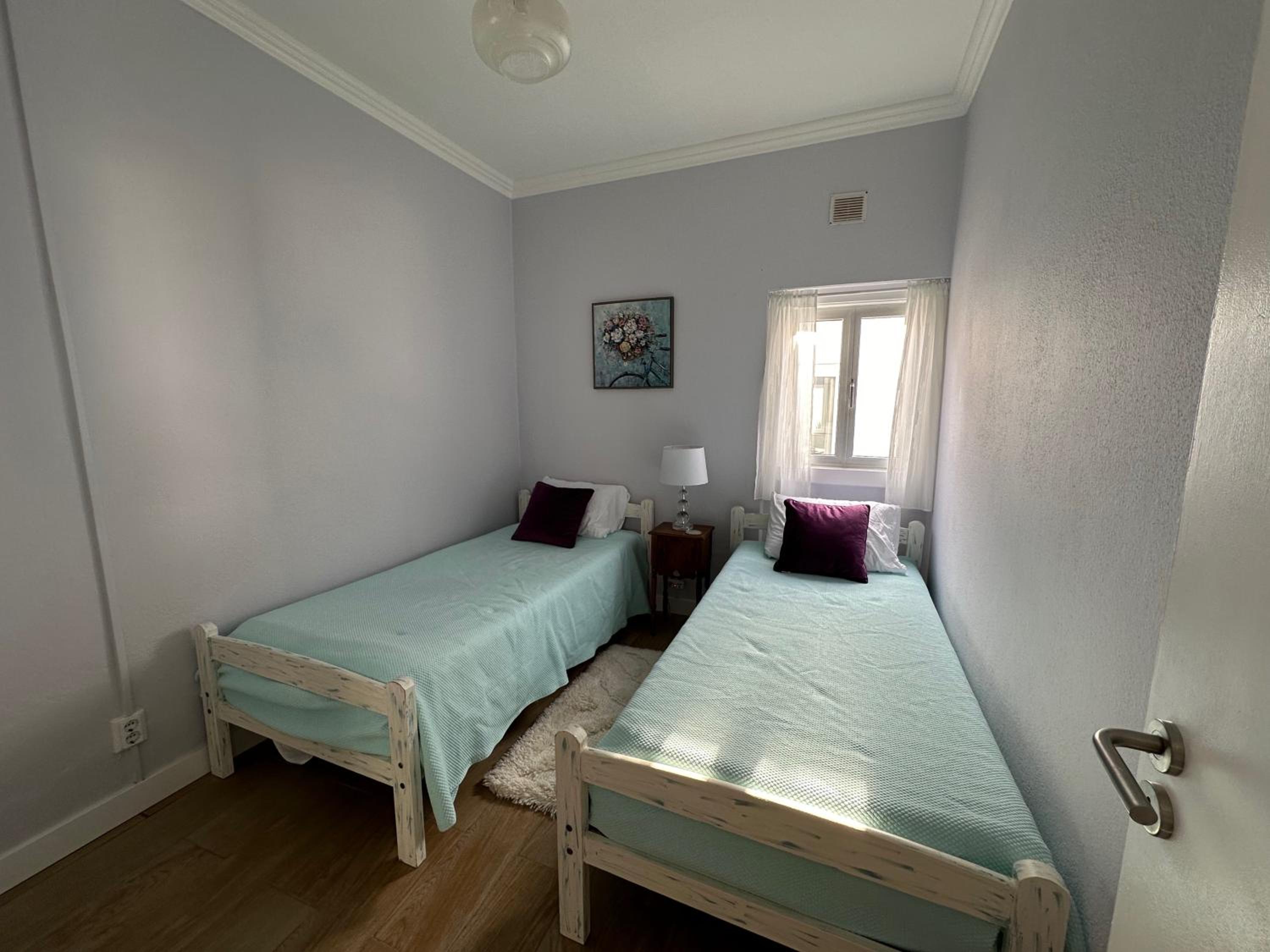 One-Bedroom House photo 1