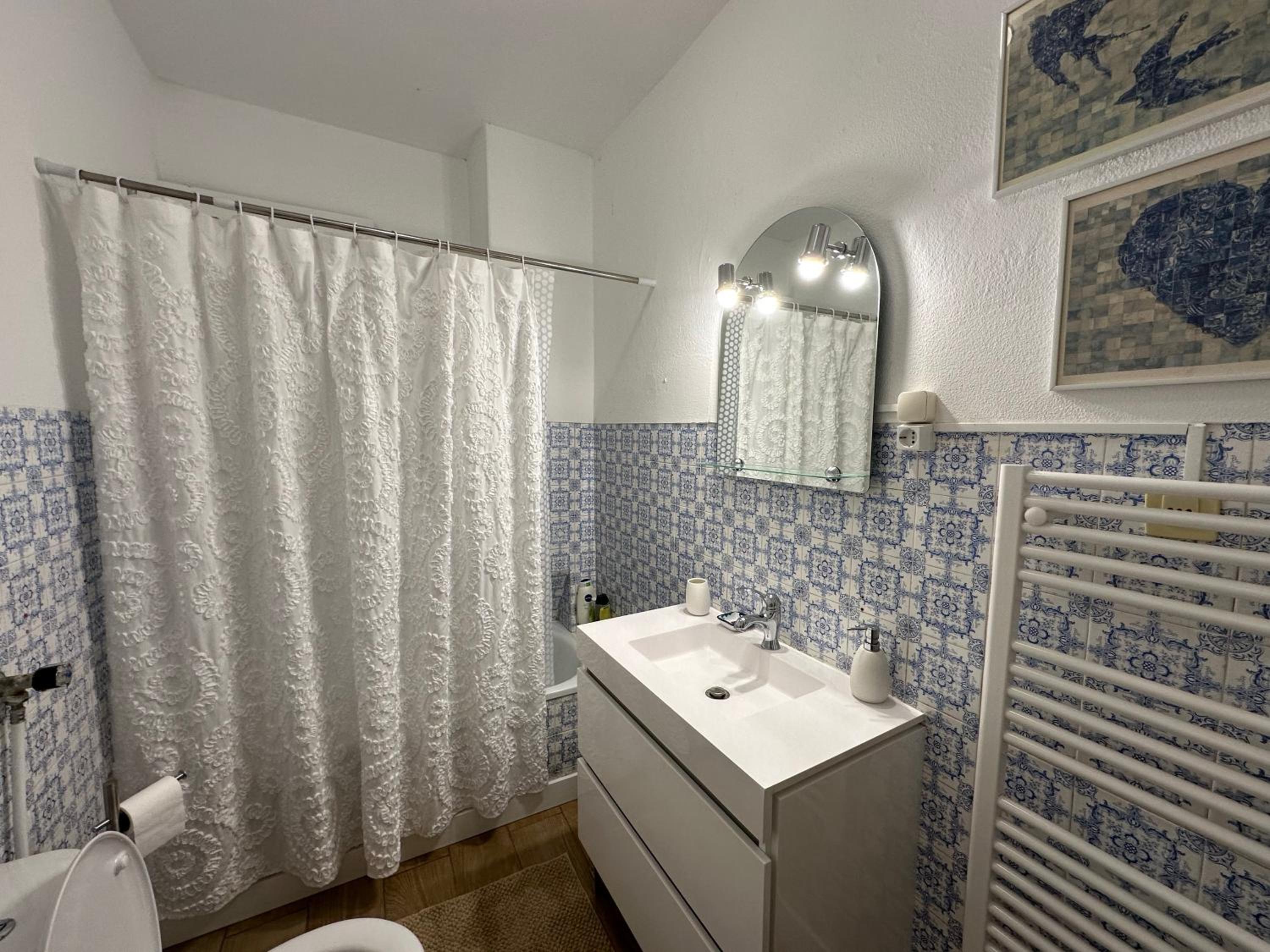 One-Bedroom House photo 3