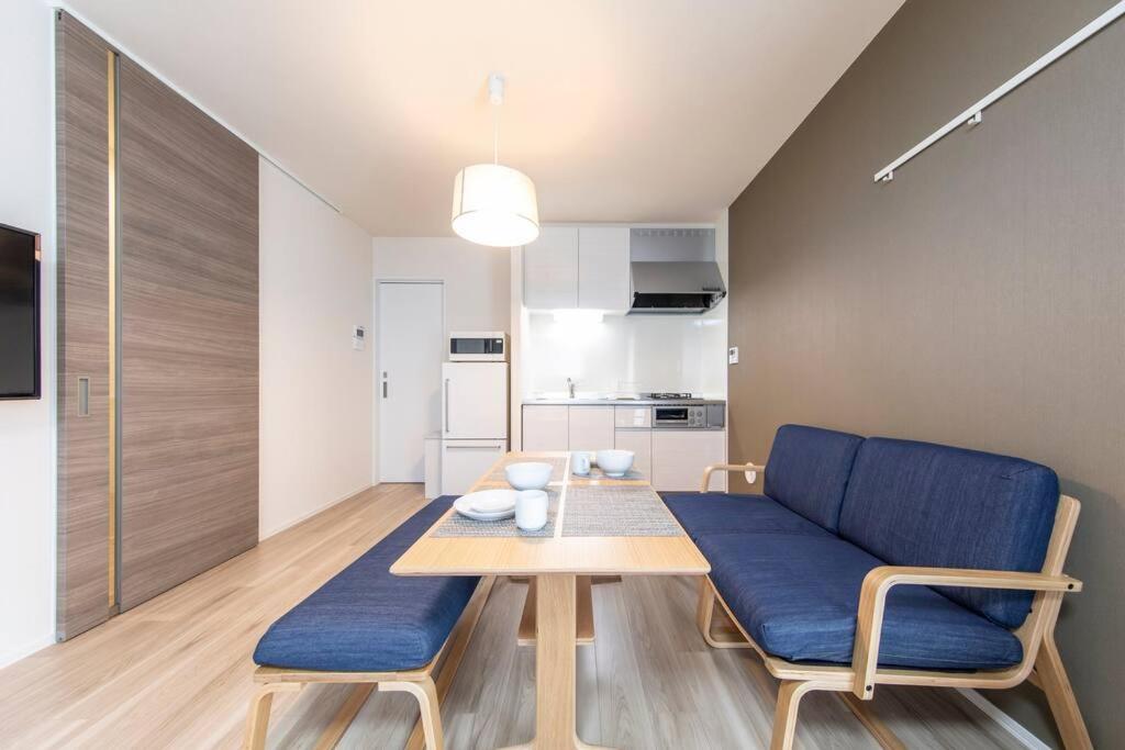 One-Bedroom Apartment - Photo 11