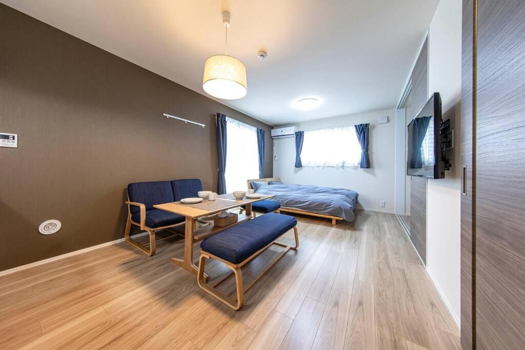 One-Bedroom Apartment - Photo 29