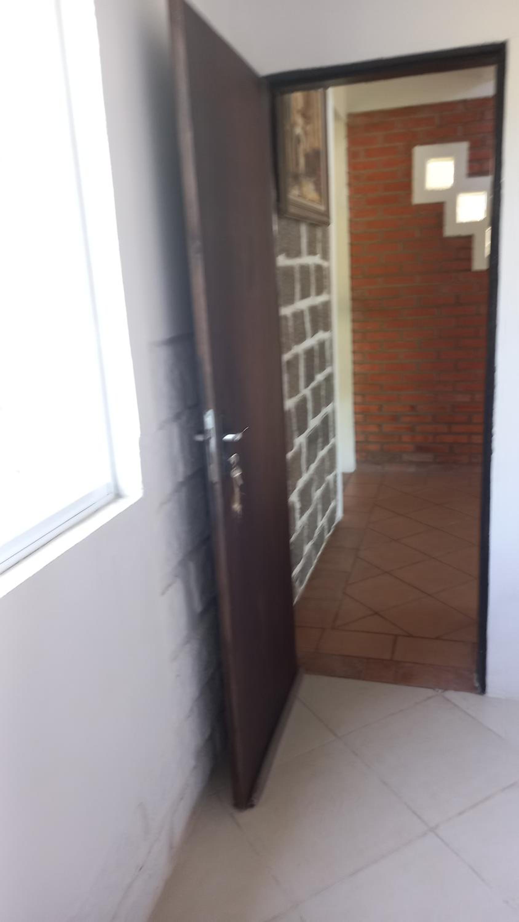 Small Double Room - Photo 13