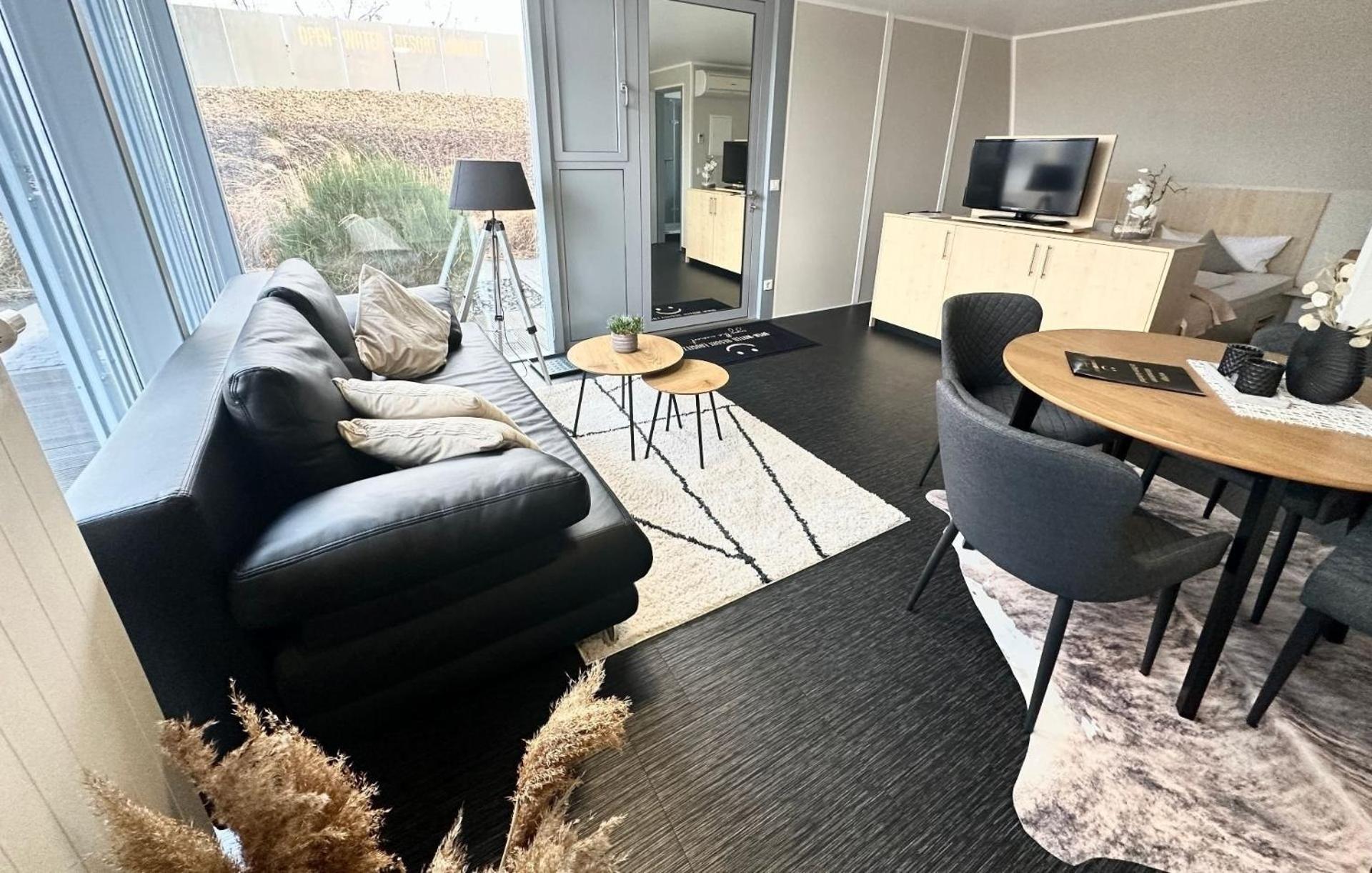 Apartment photo 3