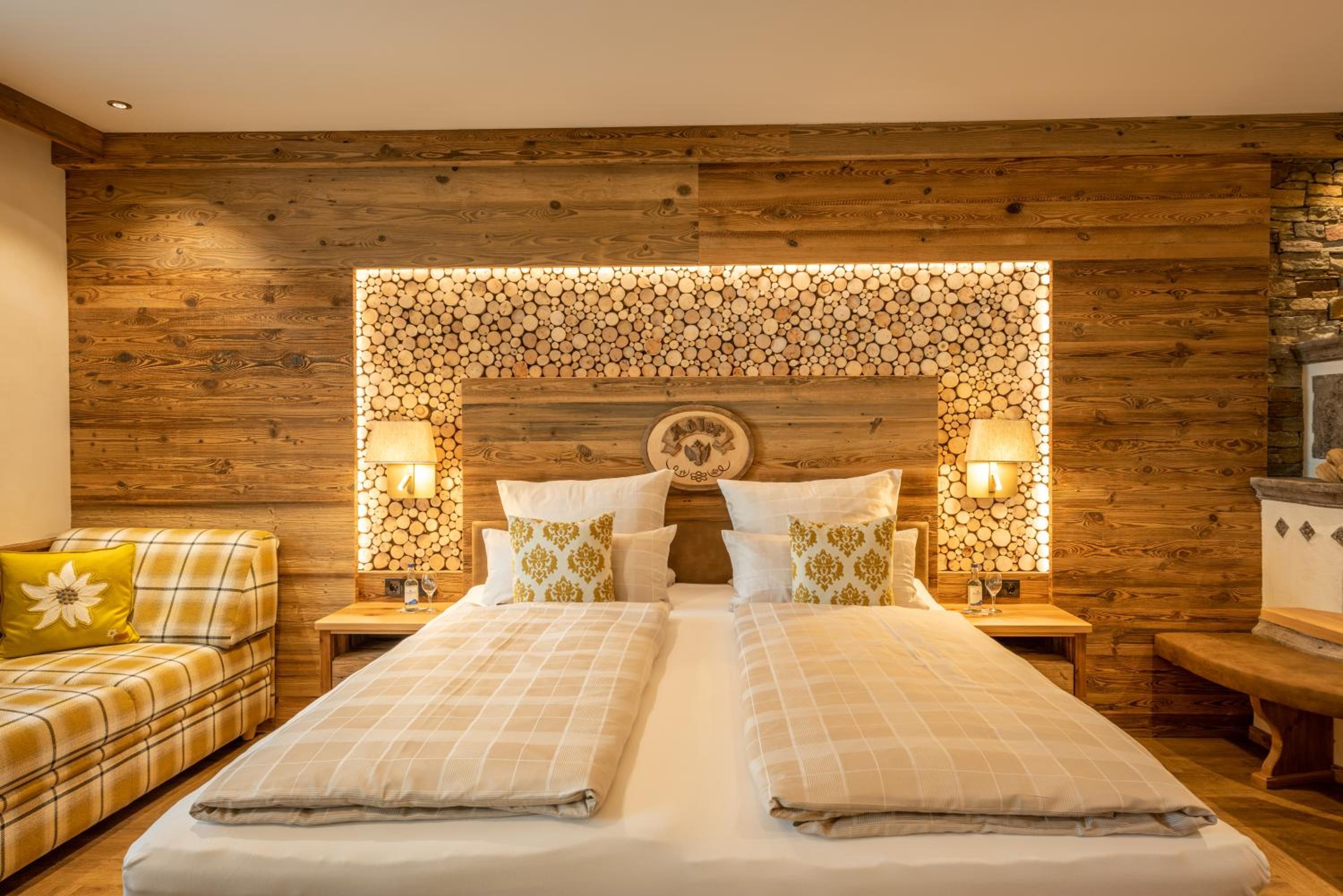 Deluxe Double Room - Photo 3