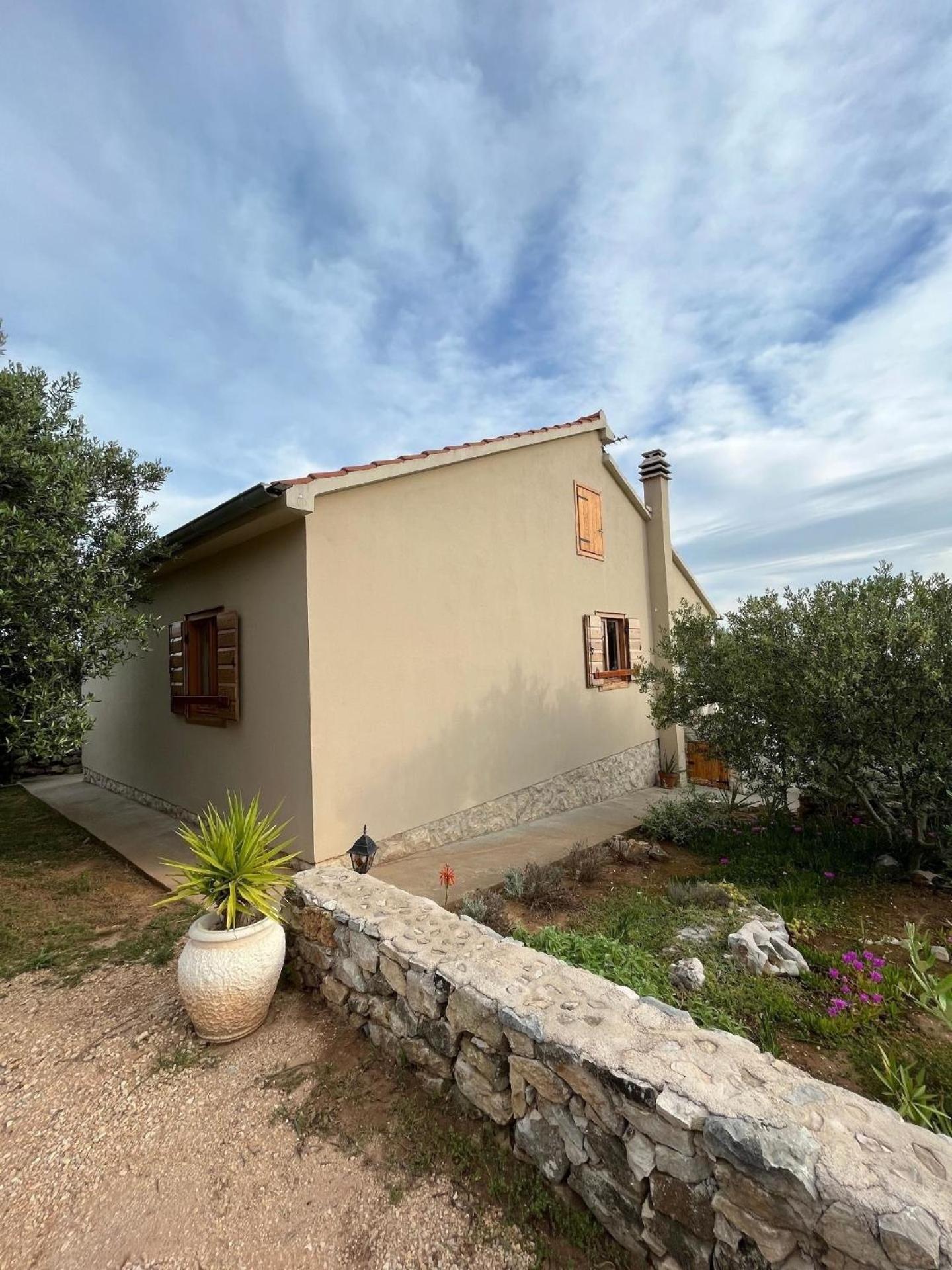 Two-Bedroom Holiday Home photo 2