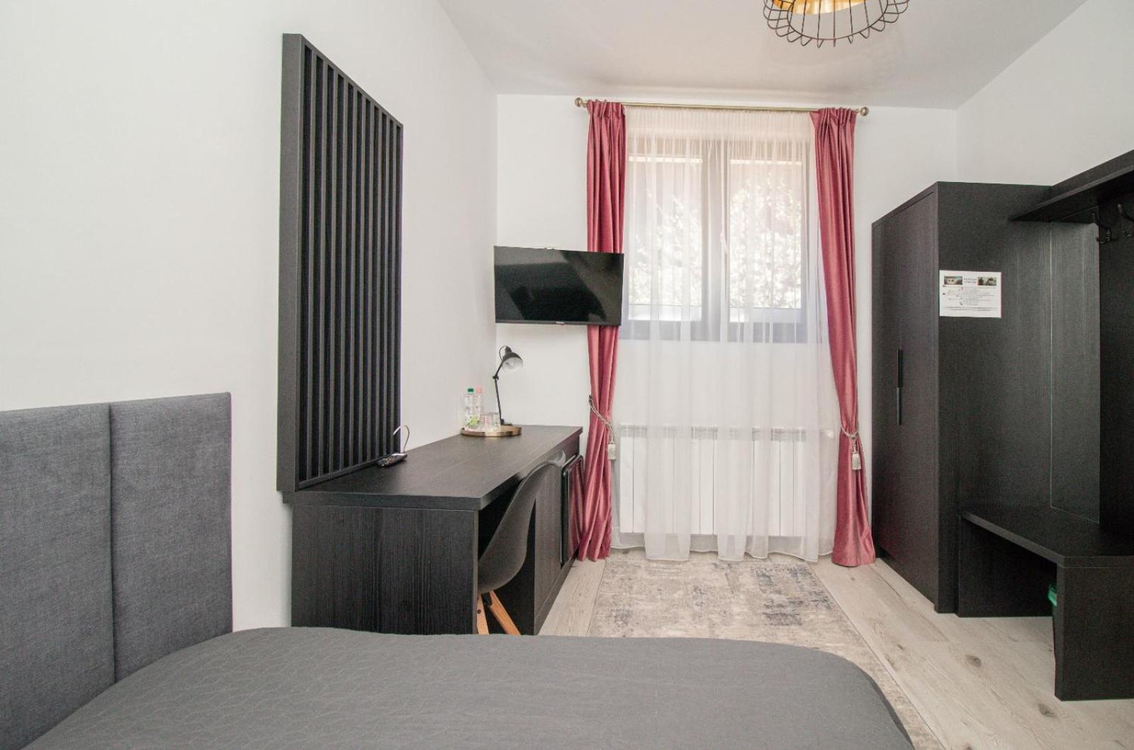 Standard Double Room photo 2
