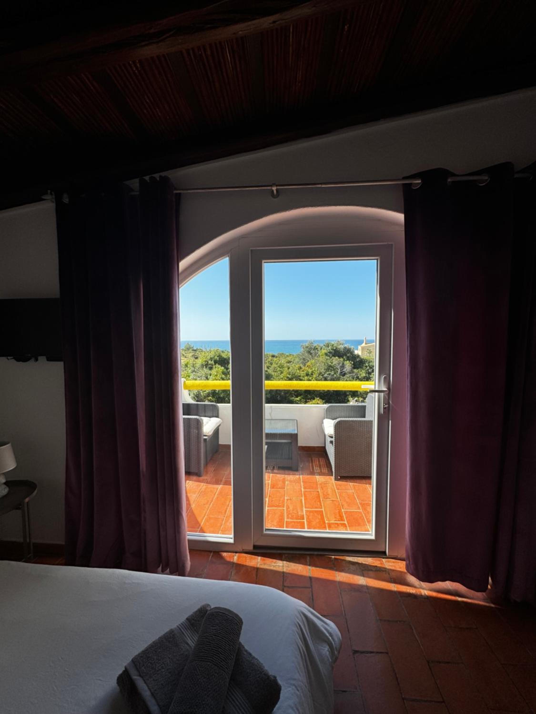 Double Room with Balcony and Sea View photo 3
