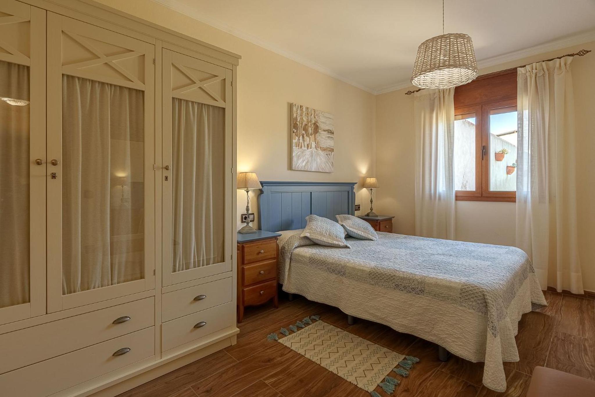 Apartamento de Dos Habitaciones con Terraza