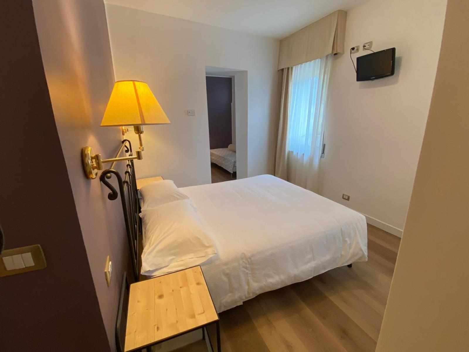 Triple Room - Photo 1