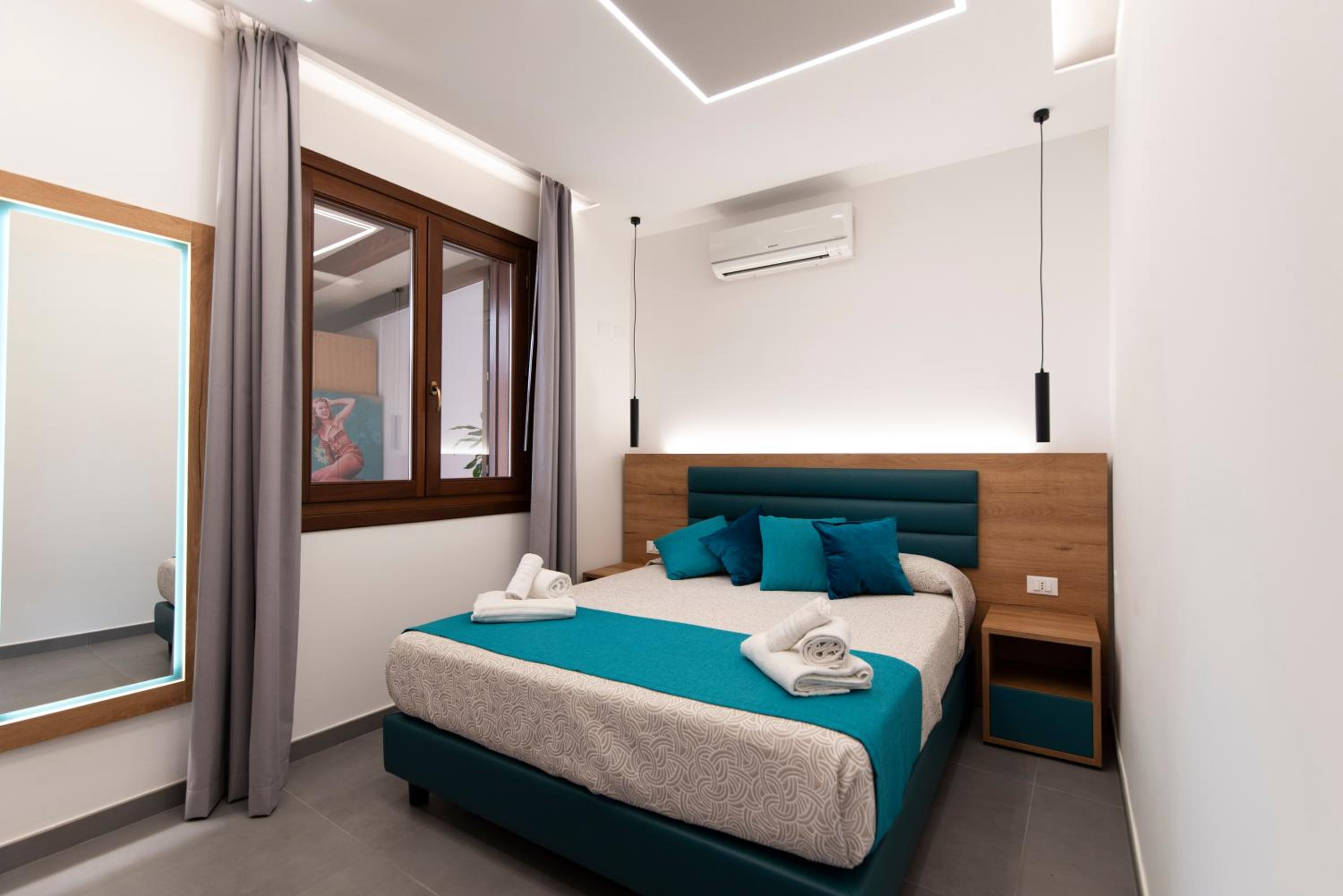 Double Room with Patio photo 3