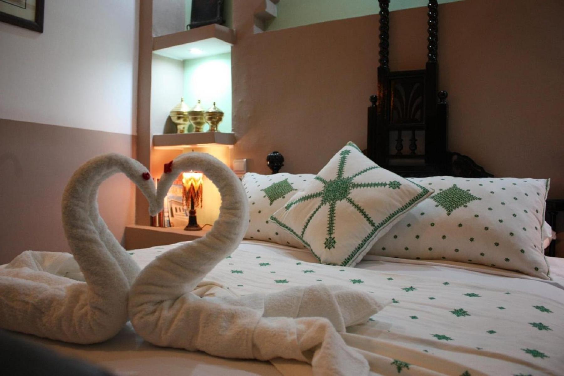 Deluxe King Suite photo 1