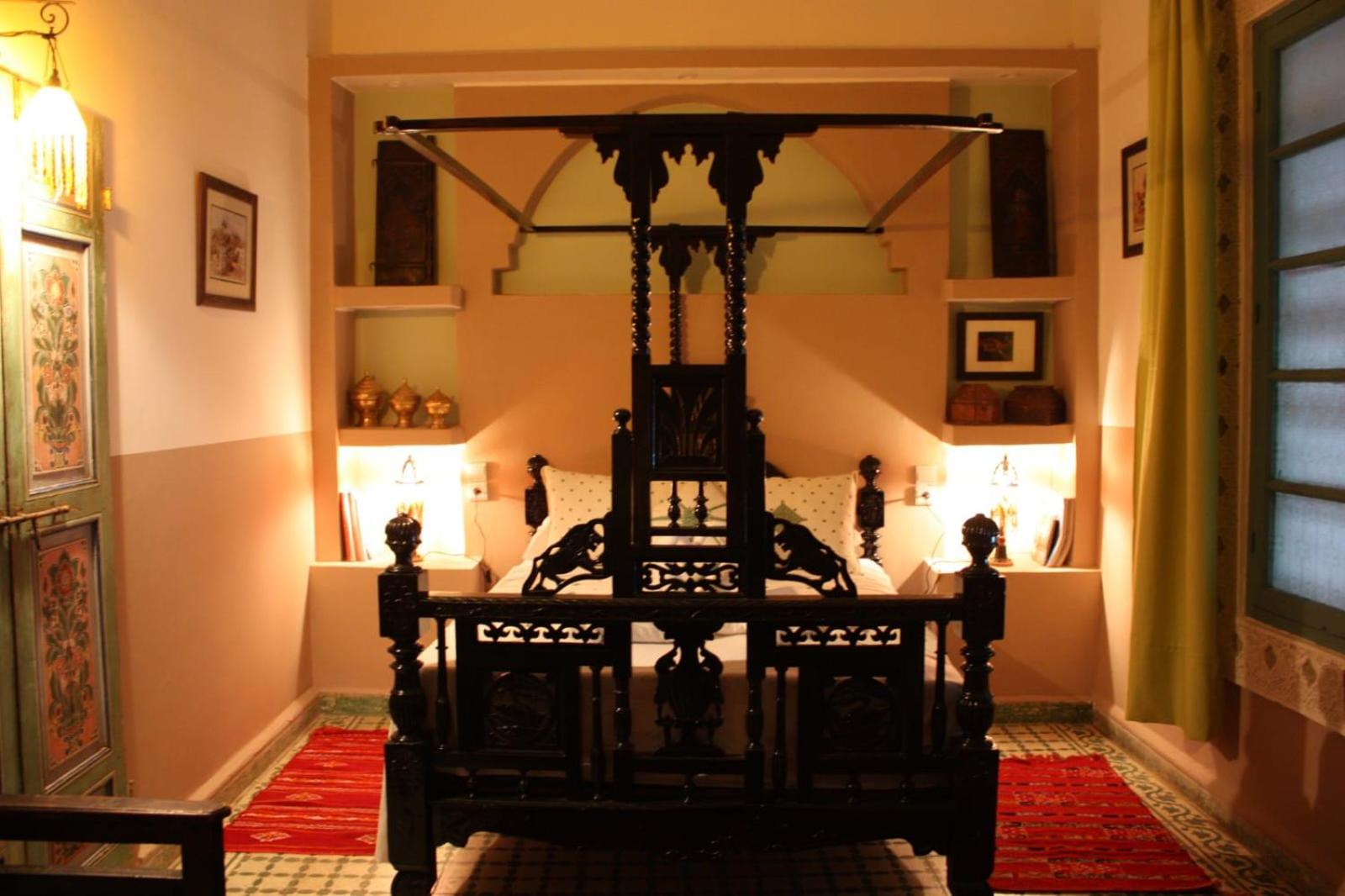 Deluxe King Suite photo 3