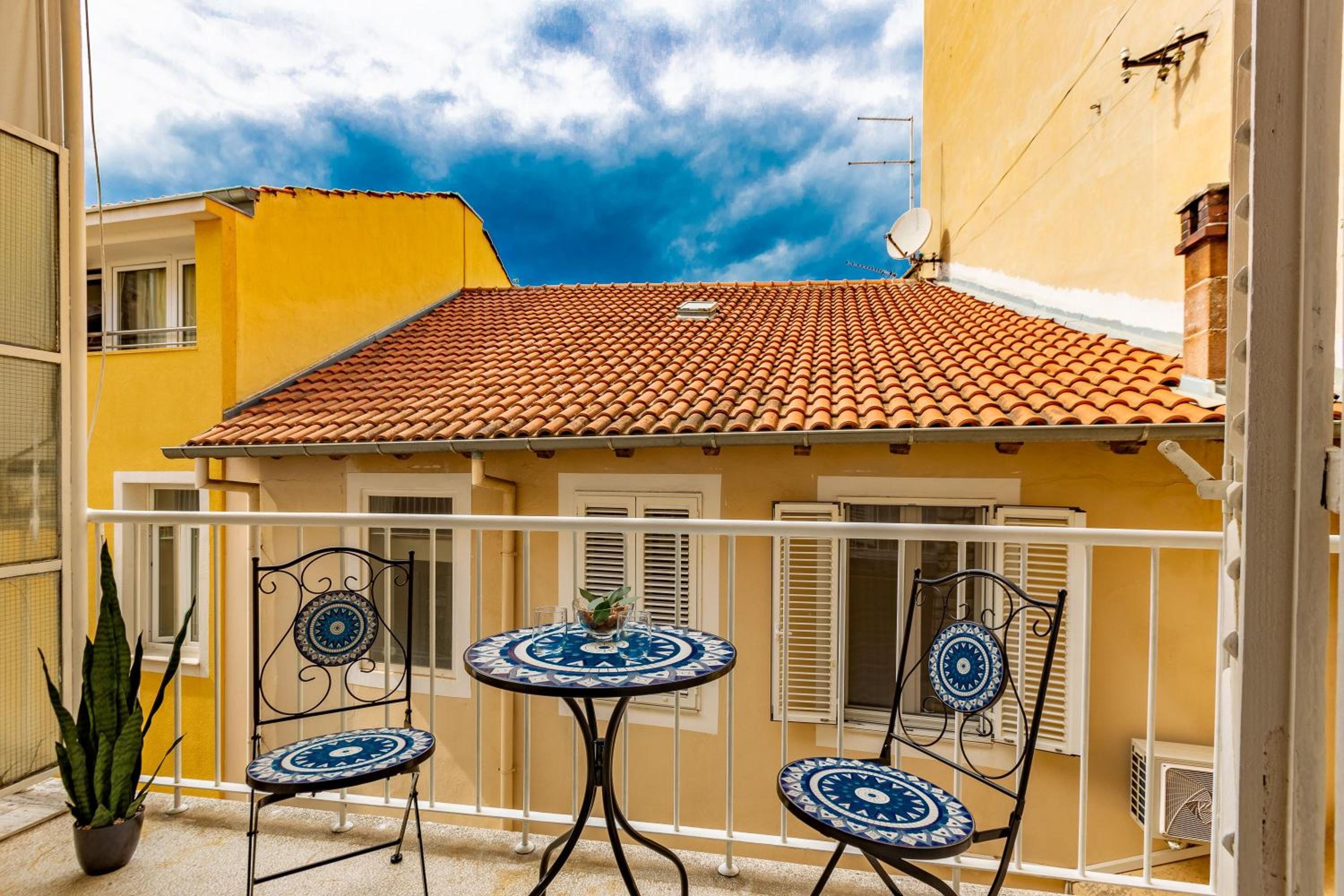 Deluxe Double Room with Balcony