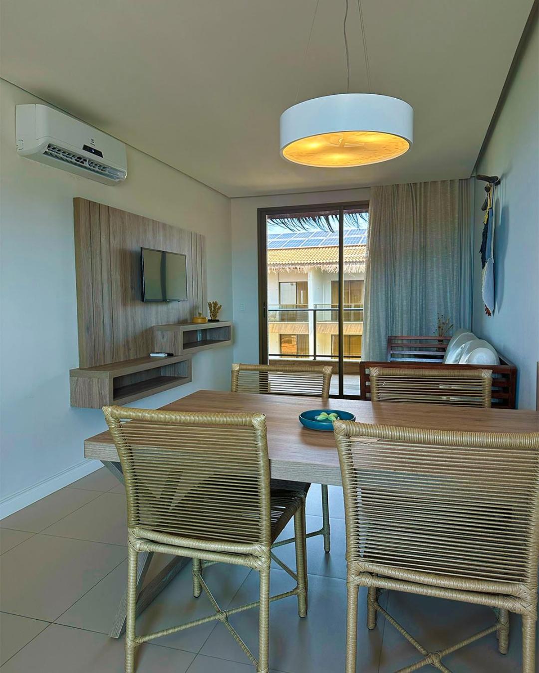 Deluxe Suite - Photo 6