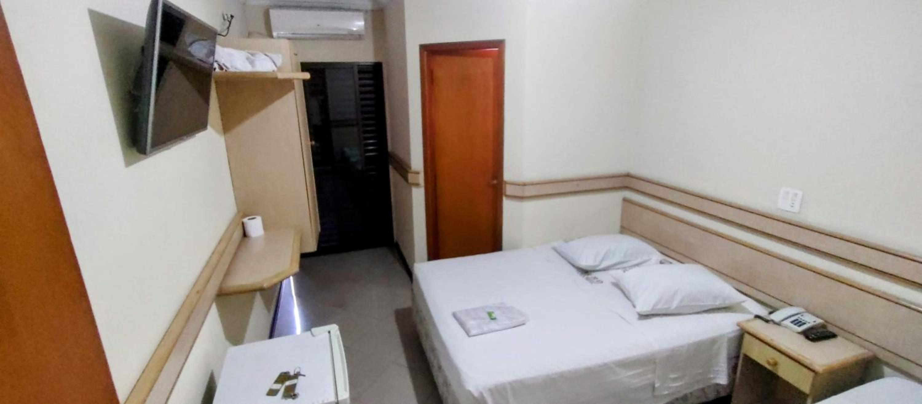 Superior Triple Room with Air Conditioning (1 Double bed +1 Twin bed)