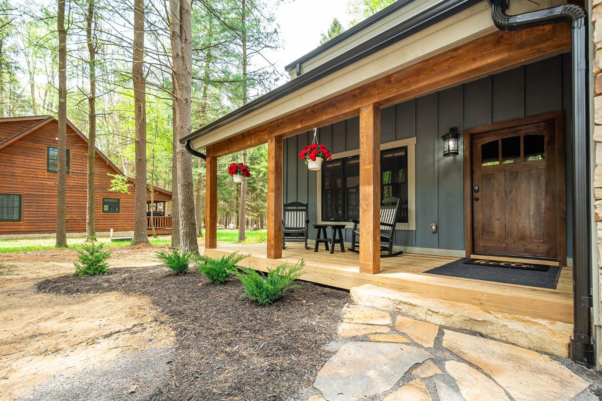 Three-Bedroom House photo 3
